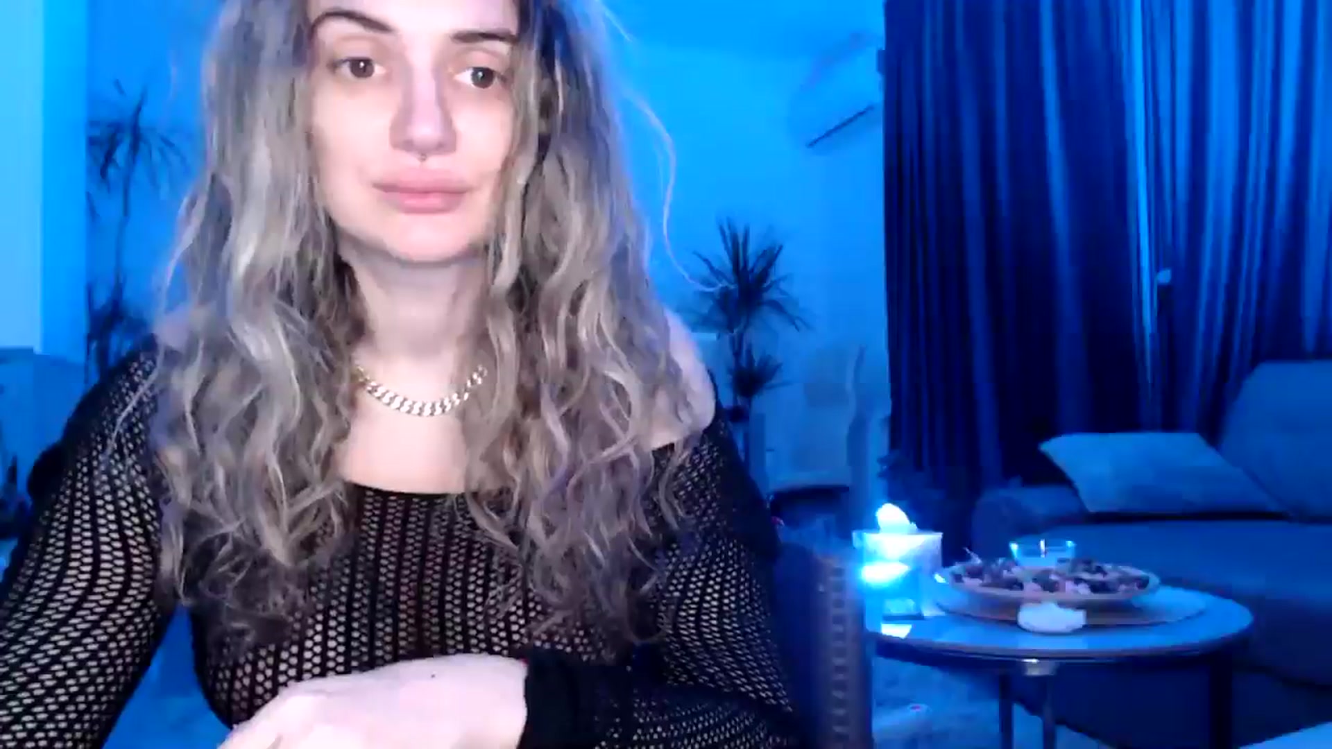 Gallery image thumbnail from MissDivinna's myfreecams stream on, 04/27/2025, 22:27 image 20 of 20