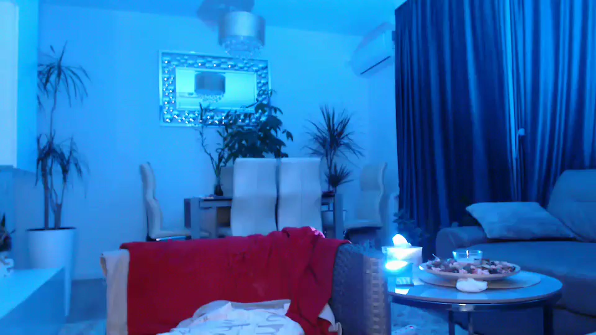 Gallery image thumbnail from MissDivinna's myfreecams stream on, 04/27/2025, 23:03 image 3 of 20