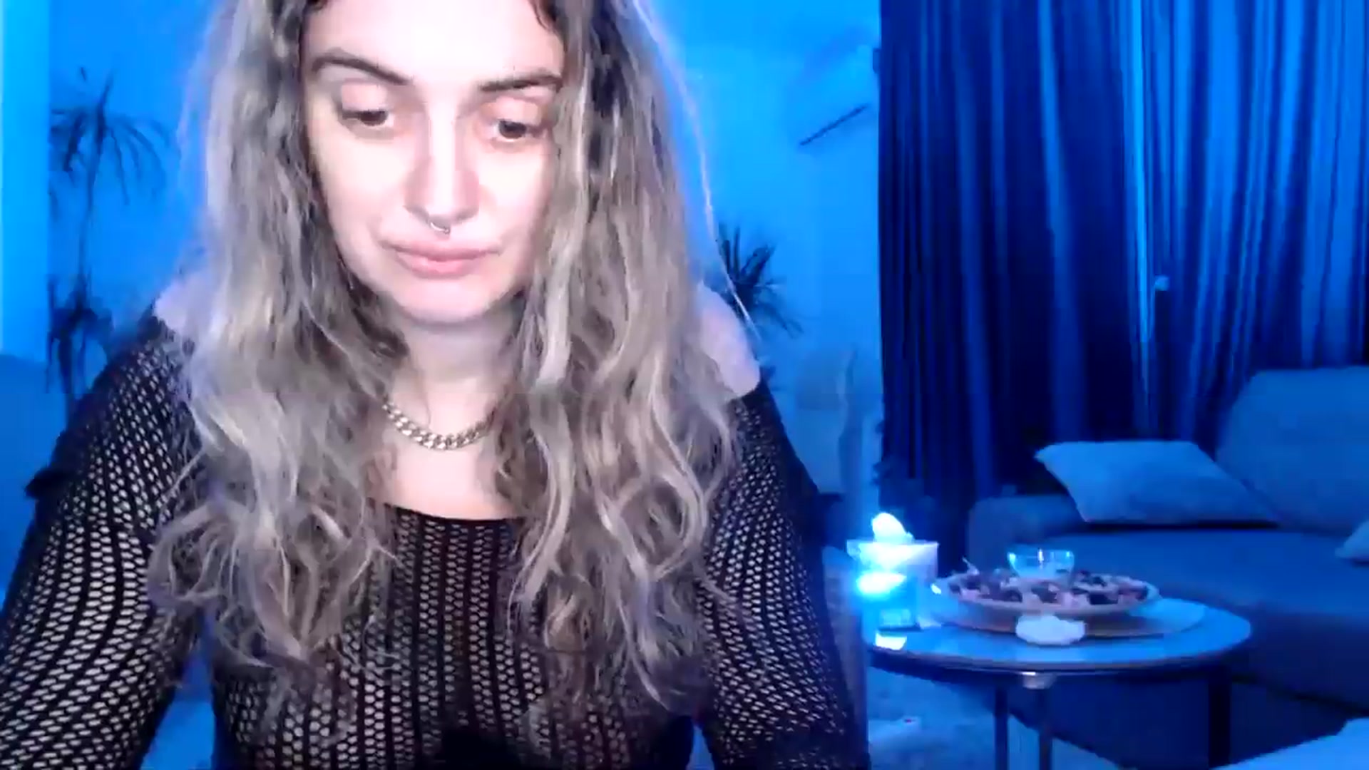 Gallery image thumbnail from MissDivinna's myfreecams stream on, 04/27/2025, 23:39 image 9 of 20