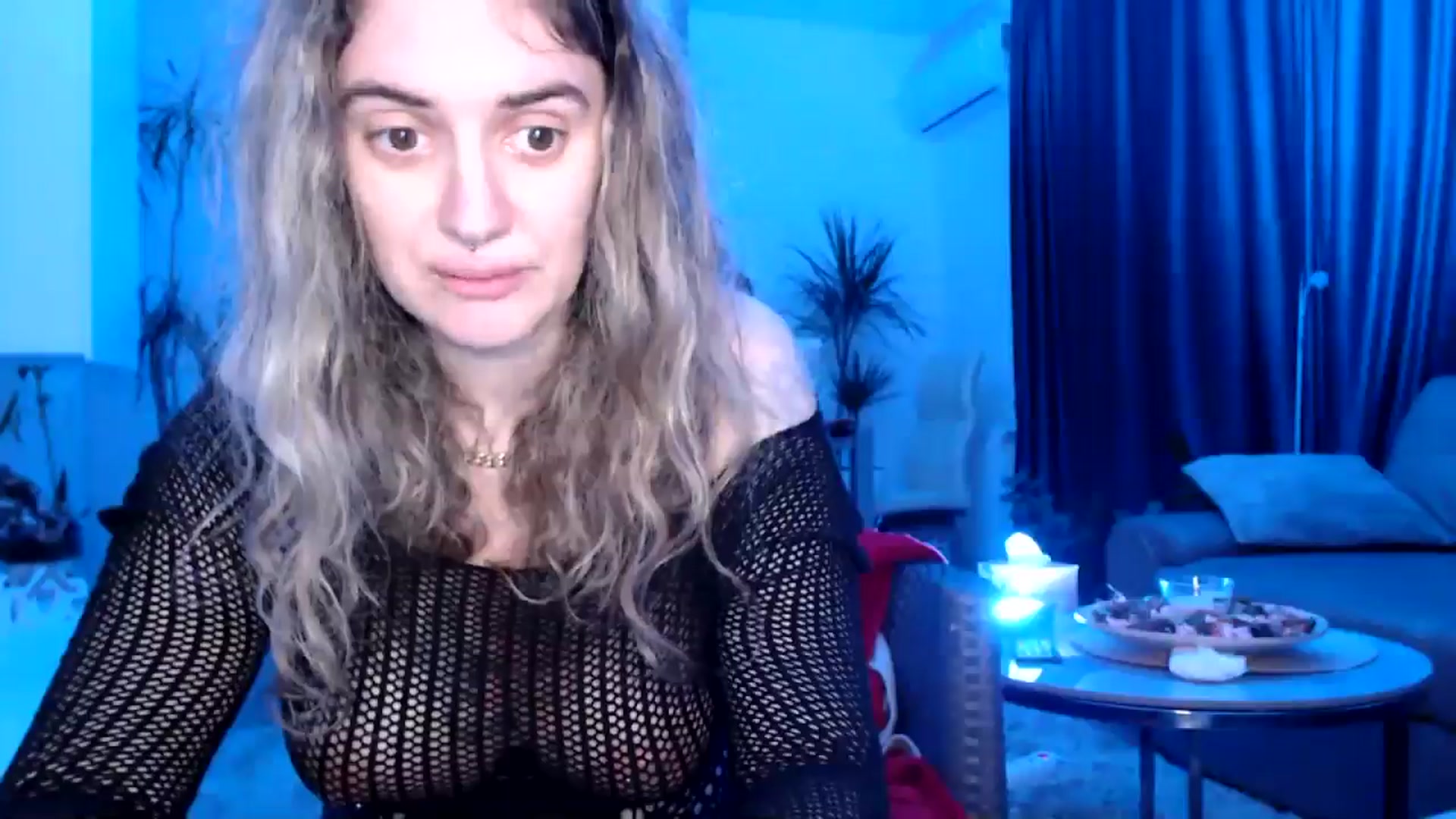 Gallery image thumbnail from MissDivinna's myfreecams stream on, 04/28/2025, 24:22 image 3 of 20