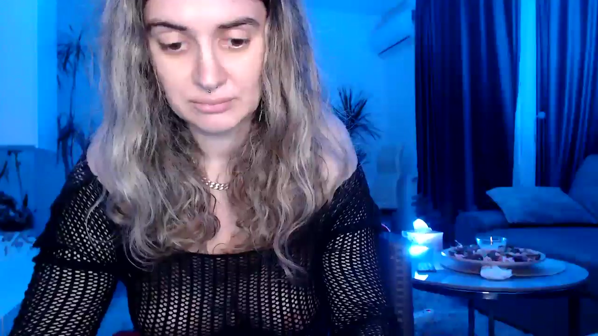 Gallery image thumbnail from MissDivinna's myfreecams stream on, 04/28/2025, 24:22 image 5 of 20