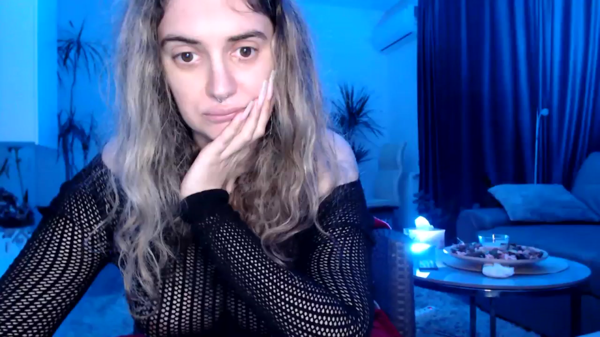 Gallery image thumbnail from MissDivinna's myfreecams stream on, 04/28/2025, 24:22 image 1 of 20