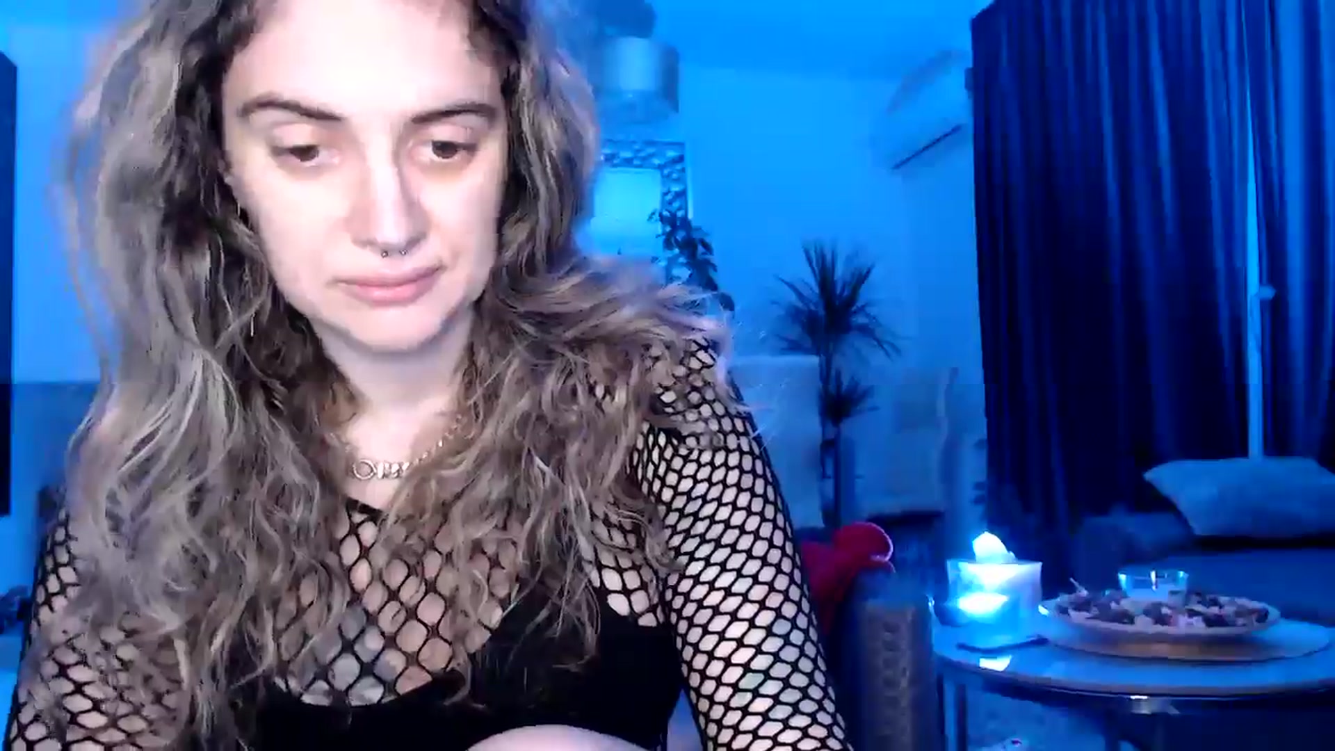 Gallery image thumbnail from MissDivinna's myfreecams stream on, 04/28/2025, 21:05 image 10 of 20