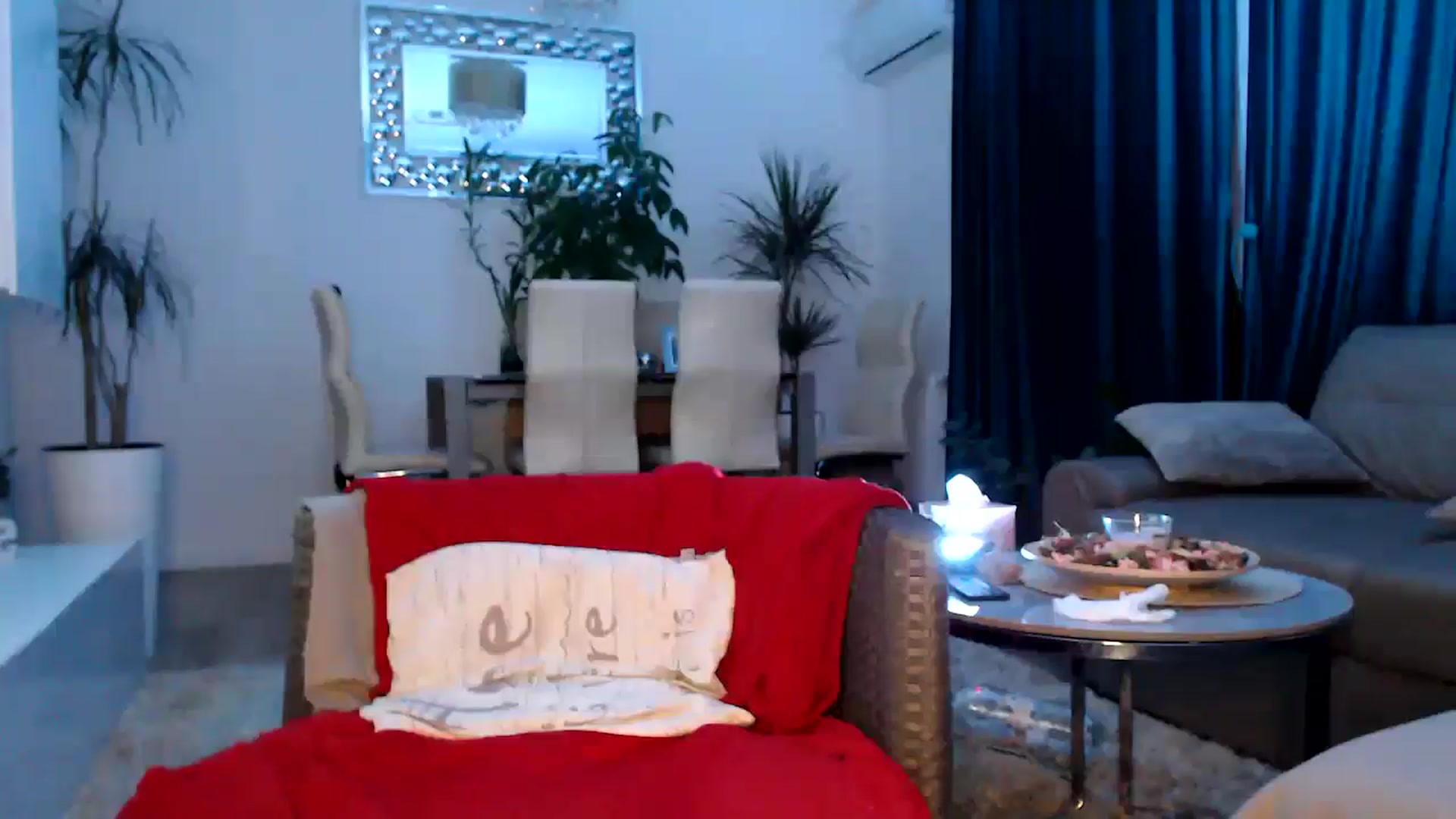Gallery image thumbnail from MissDivinna's myfreecams stream on, 04/29/2025, 22:55 image 20 of 20