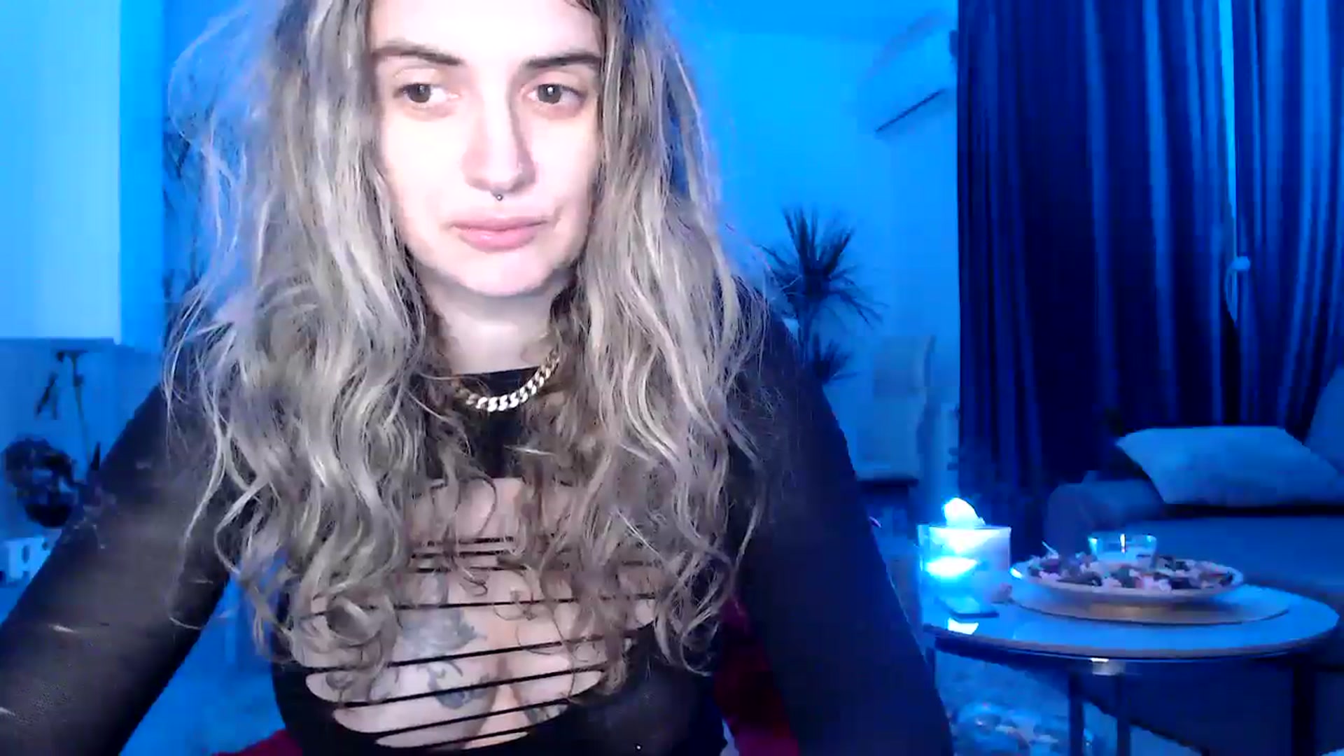 Gallery image thumbnail from MissDivinna's myfreecams stream on, 04/29/2025, 22:55 image 5 of 20