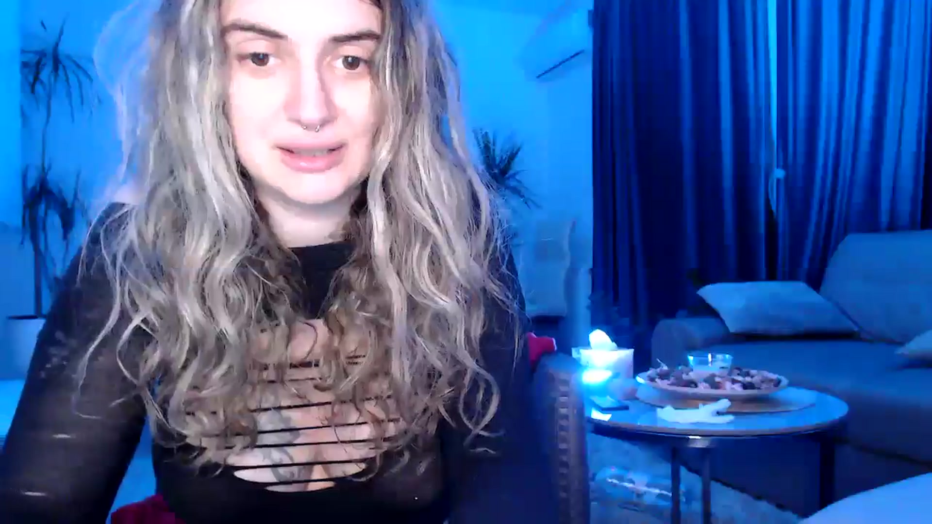 Gallery image thumbnail from MissDivinna's myfreecams stream on, 04/29/2025, 22:55 image 14 of 20