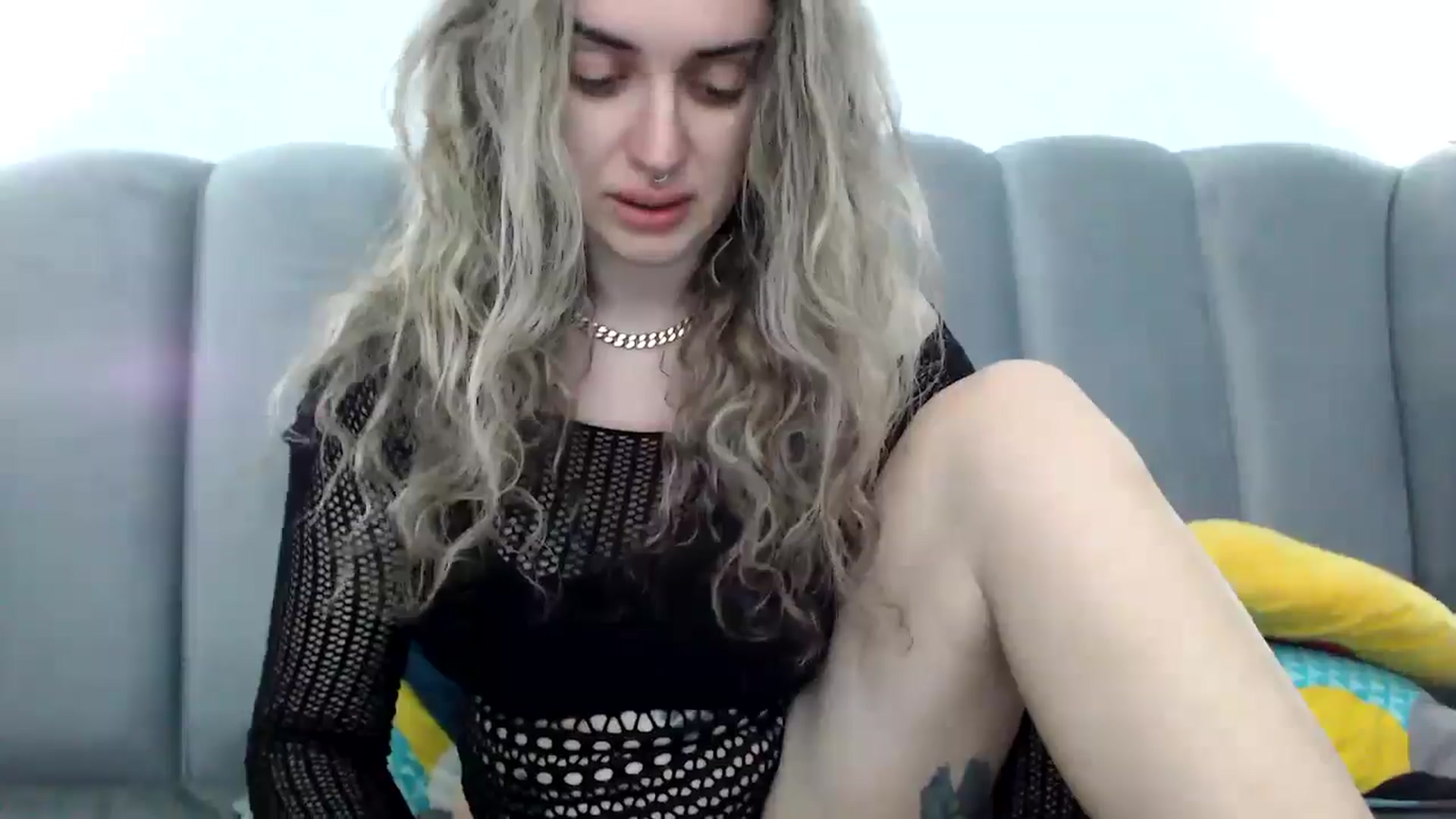 Gallery image thumbnail from MissDivinna's myfreecams stream on, 05/02/2025, 21:38 image 13 of 20