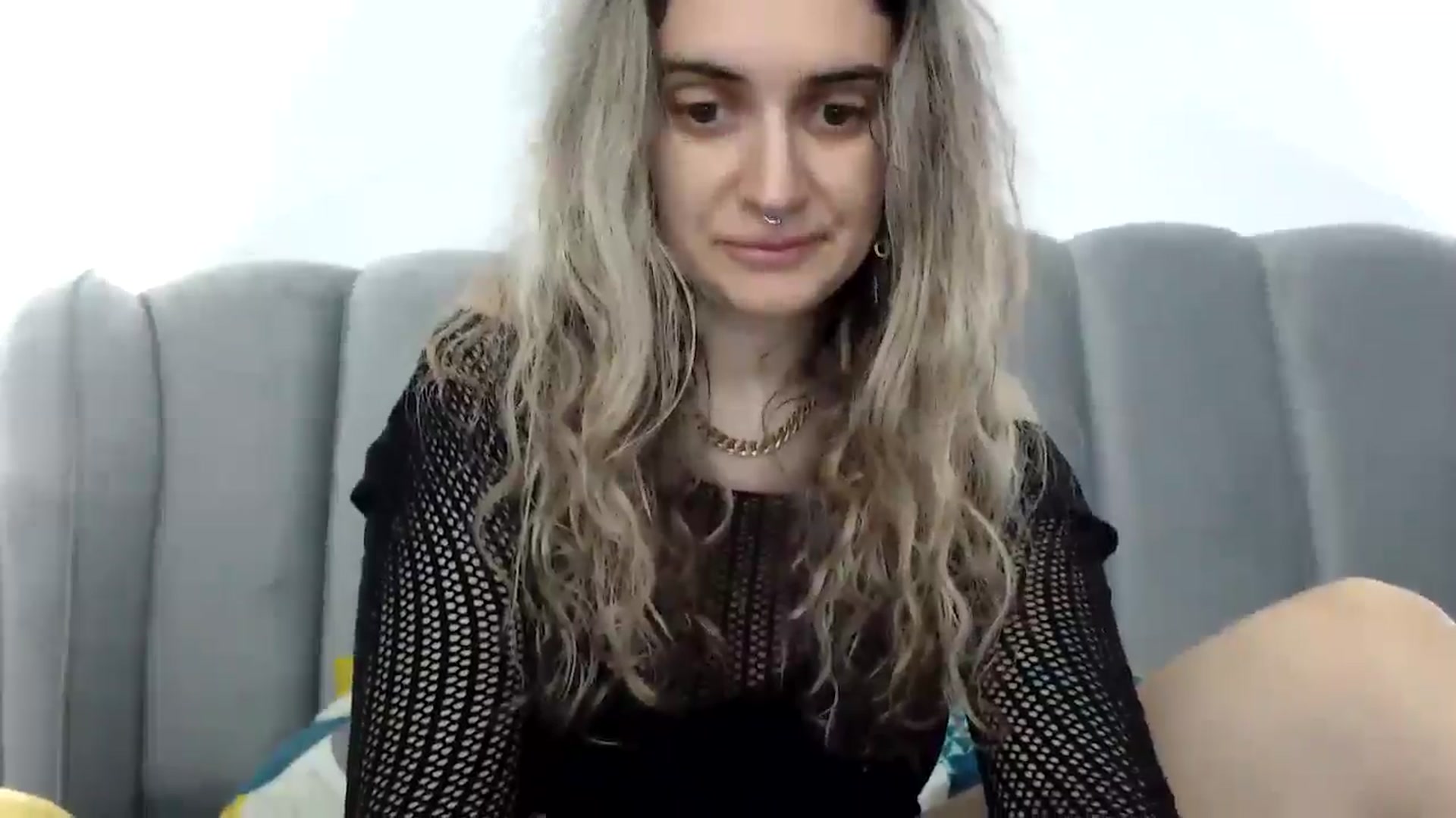 Gallery image thumbnail from MissDivinna's myfreecams stream on, 05/05/2025, 21:07 image 19 of 20