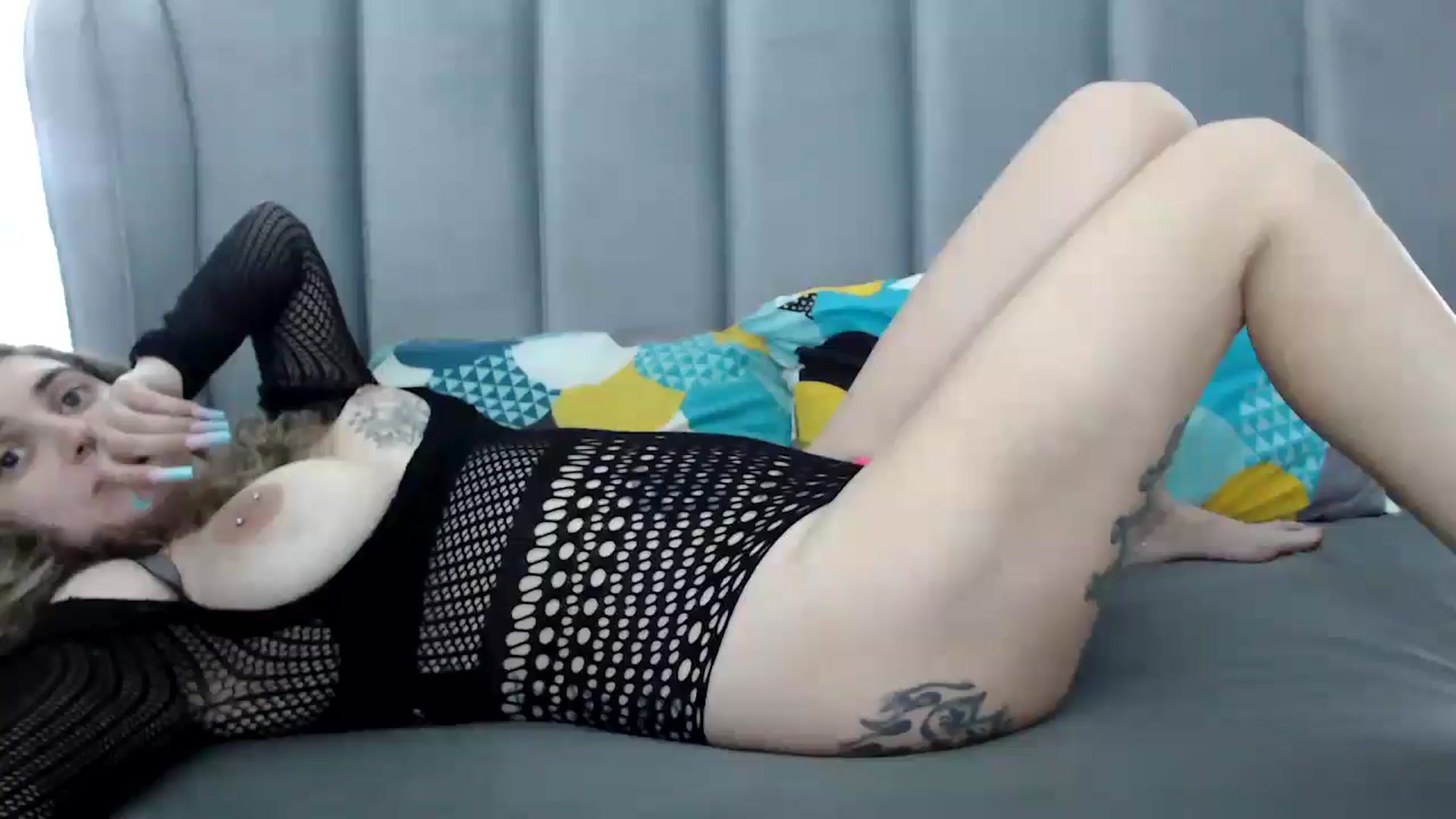 Gallery image thumbnail from MissDivinna's myfreecams stream on, 05/06/2025, 24:44 image 20 of 20