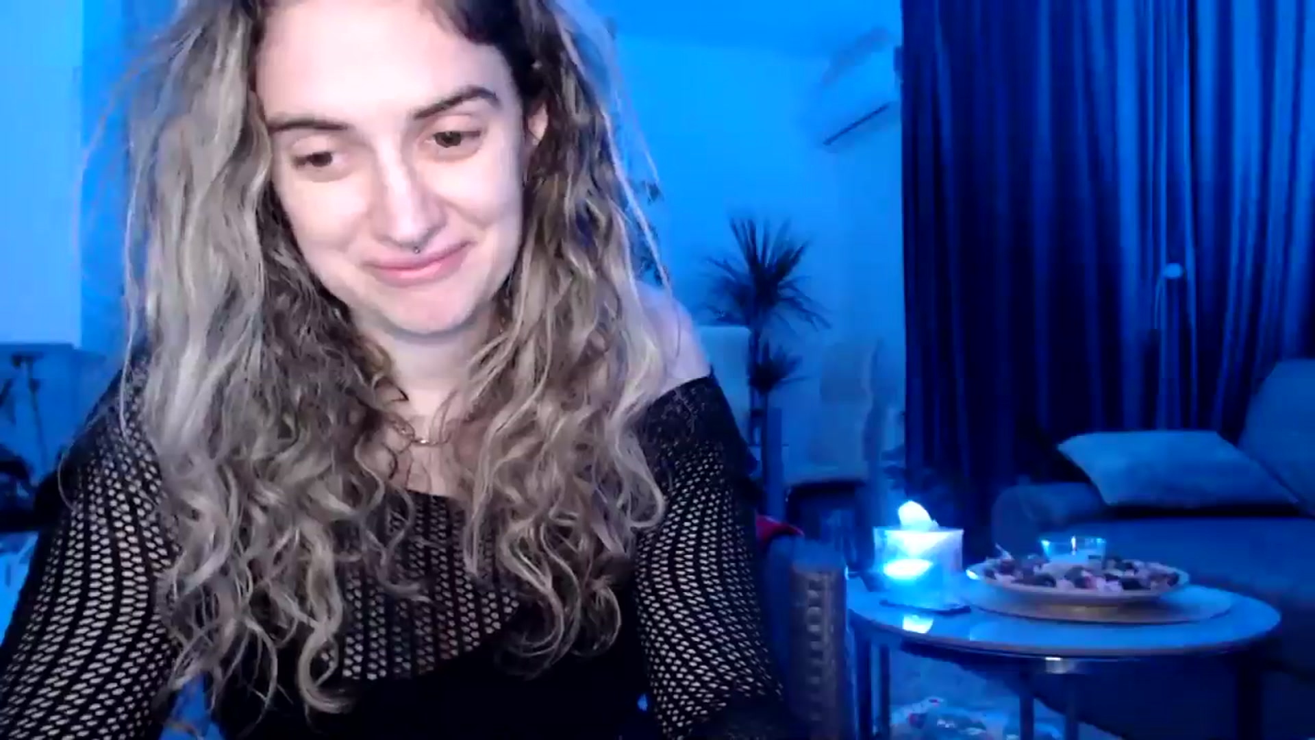 Gallery image thumbnail from MissDivinna's myfreecams stream on, 05/07/2025, 22:38 image 9 of 20