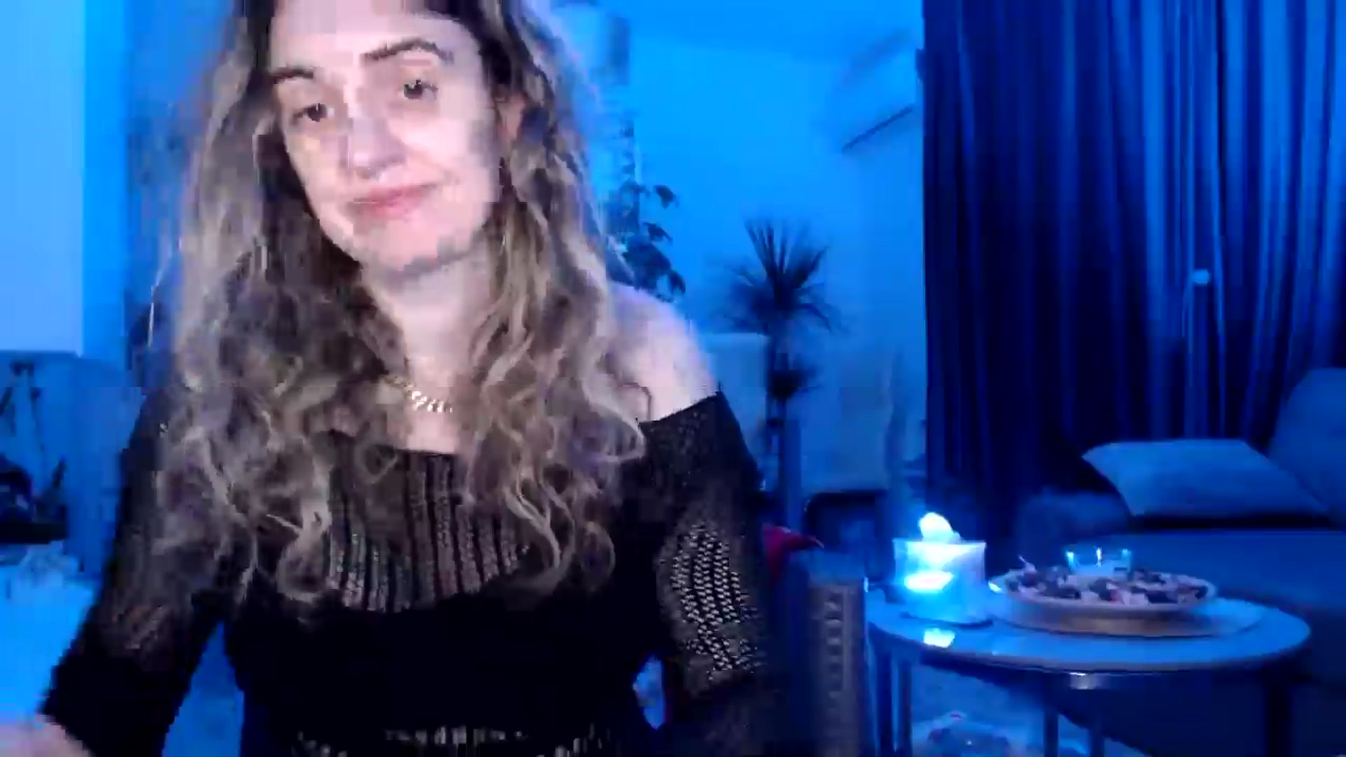 Gallery image thumbnail from MissDivinna's myfreecams stream on, 05/07/2025, 22:38 image 11 of 20