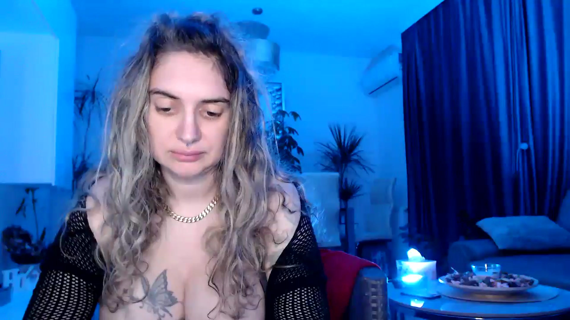 Gallery image thumbnail from MissDivinna's myfreecams stream on, 05/08/2025, 01:04 image 12 of 20