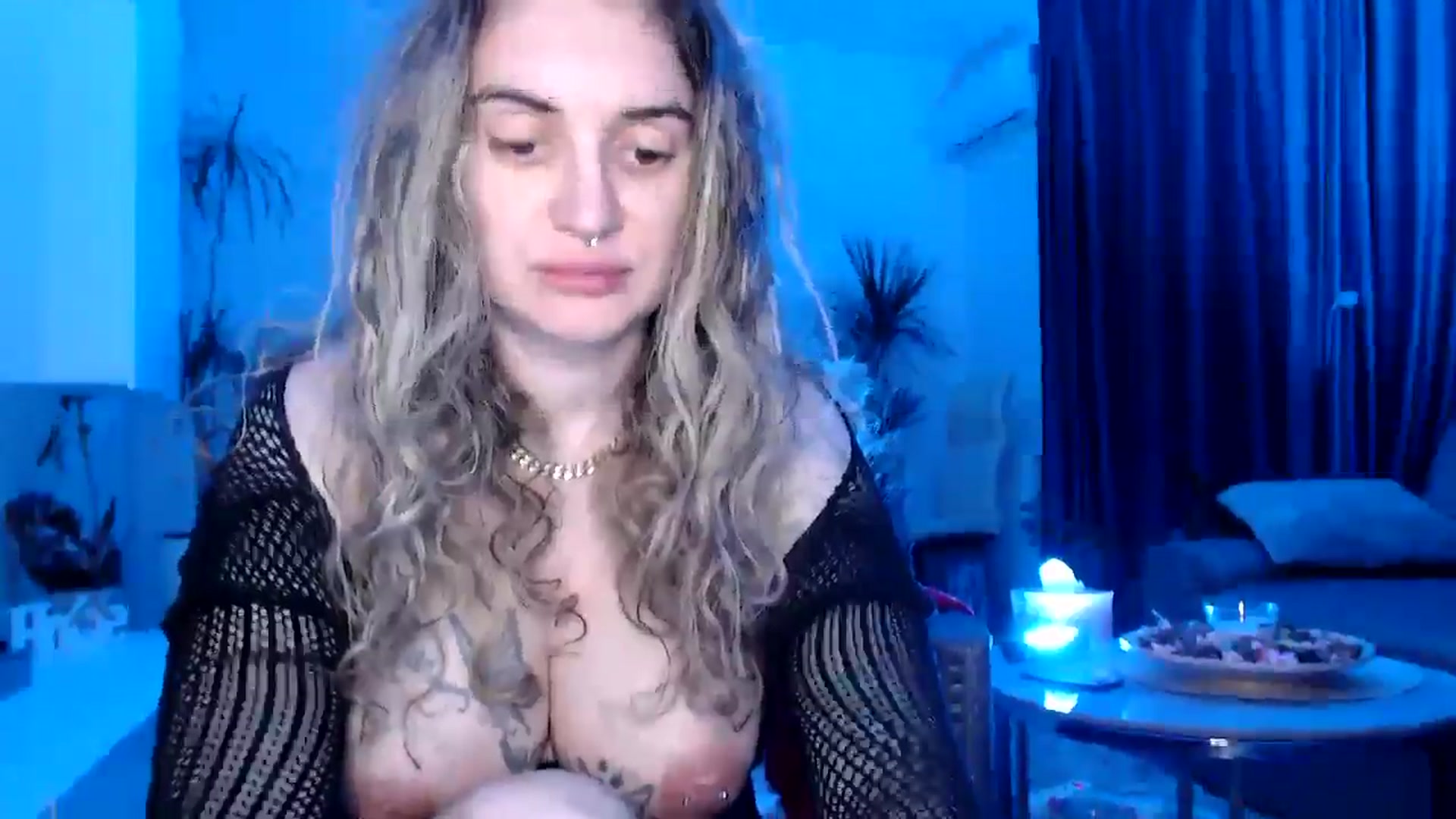 Gallery image thumbnail from MissDivinna's myfreecams stream on, 05/08/2025, 01:04 image 11 of 20