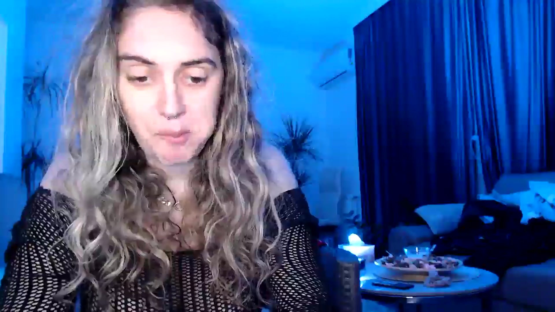 Gallery image thumbnail from MissDivinna's myfreecams stream on, 05/10/2025, 24:18 image 15 of 20