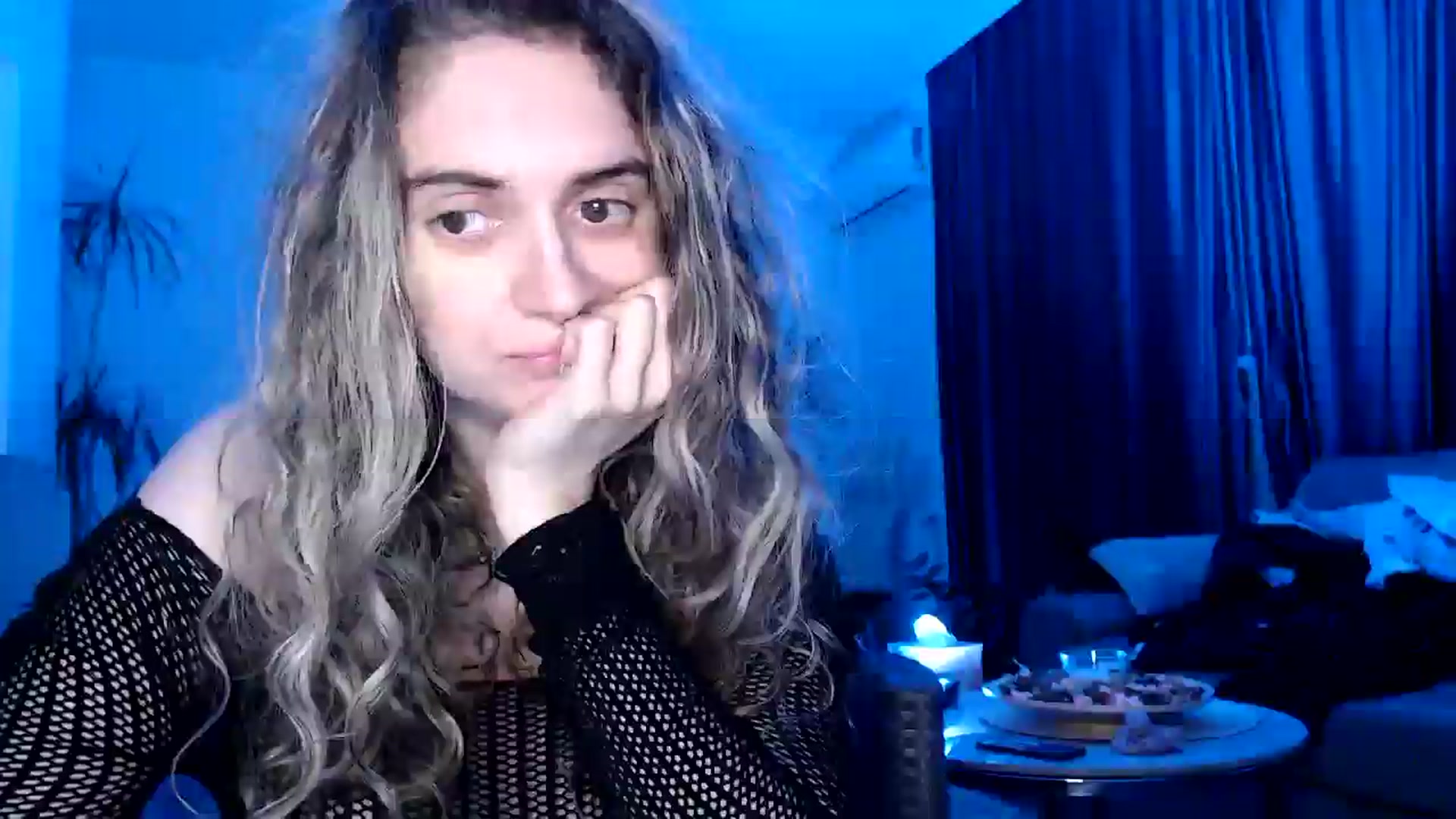 Gallery image thumbnail from MissDivinna's myfreecams stream on, 05/10/2025, 24:18 image 17 of 20