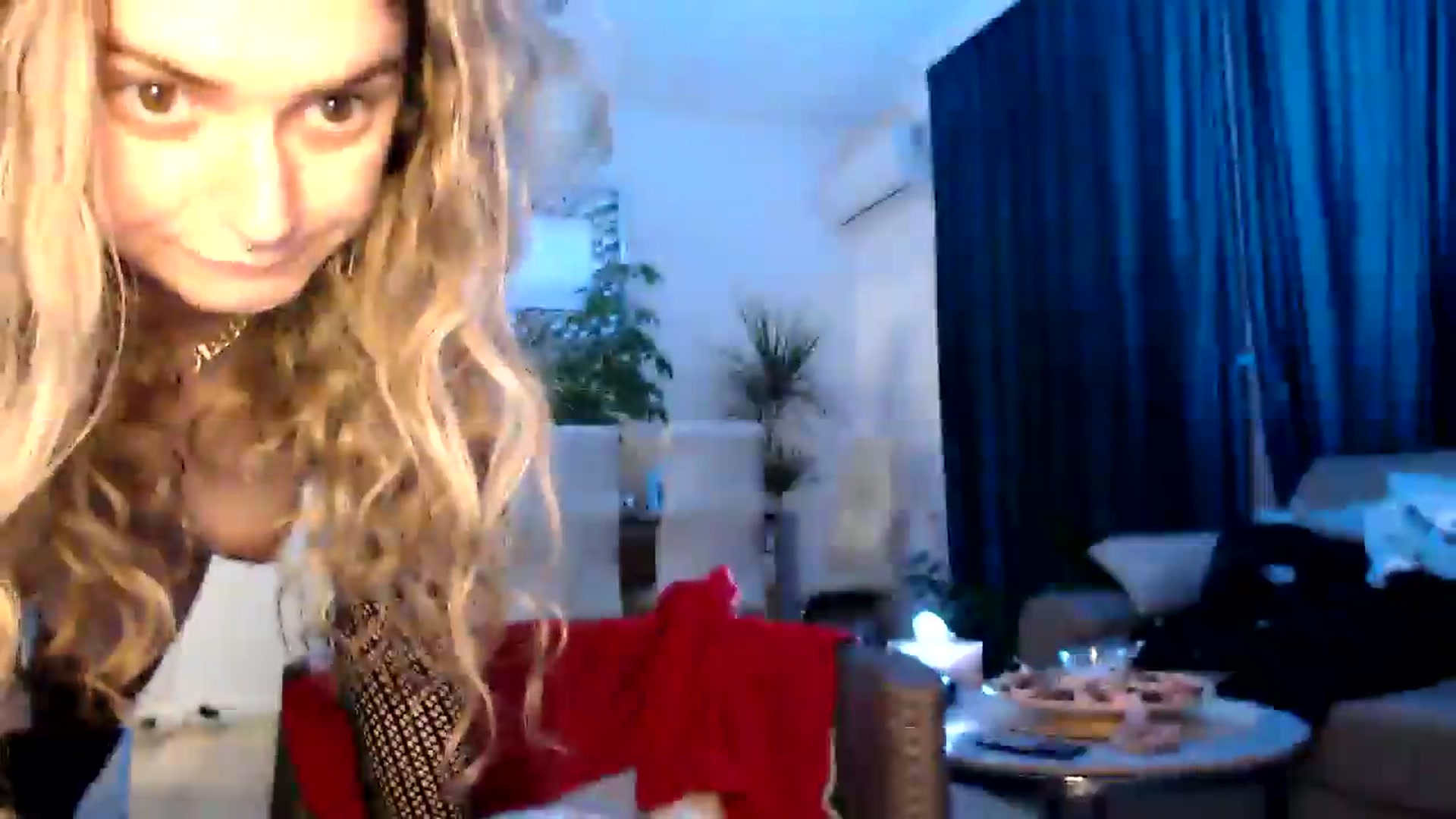 Gallery image thumbnail from MissDivinna's myfreecams stream on, 05/10/2025, 24:18 image 6 of 20