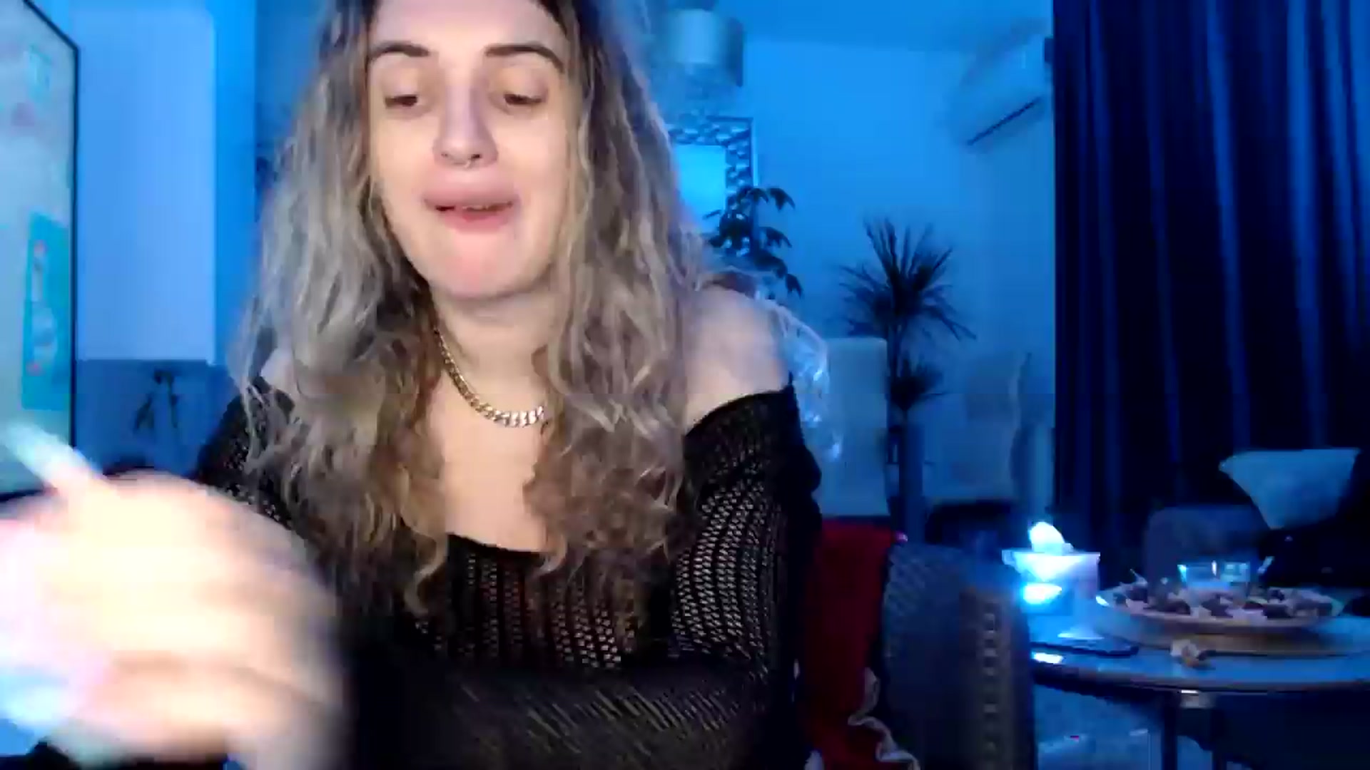 Gallery image thumbnail from MissDivinna's myfreecams stream on, 05/10/2025, 23:40 image 15 of 20