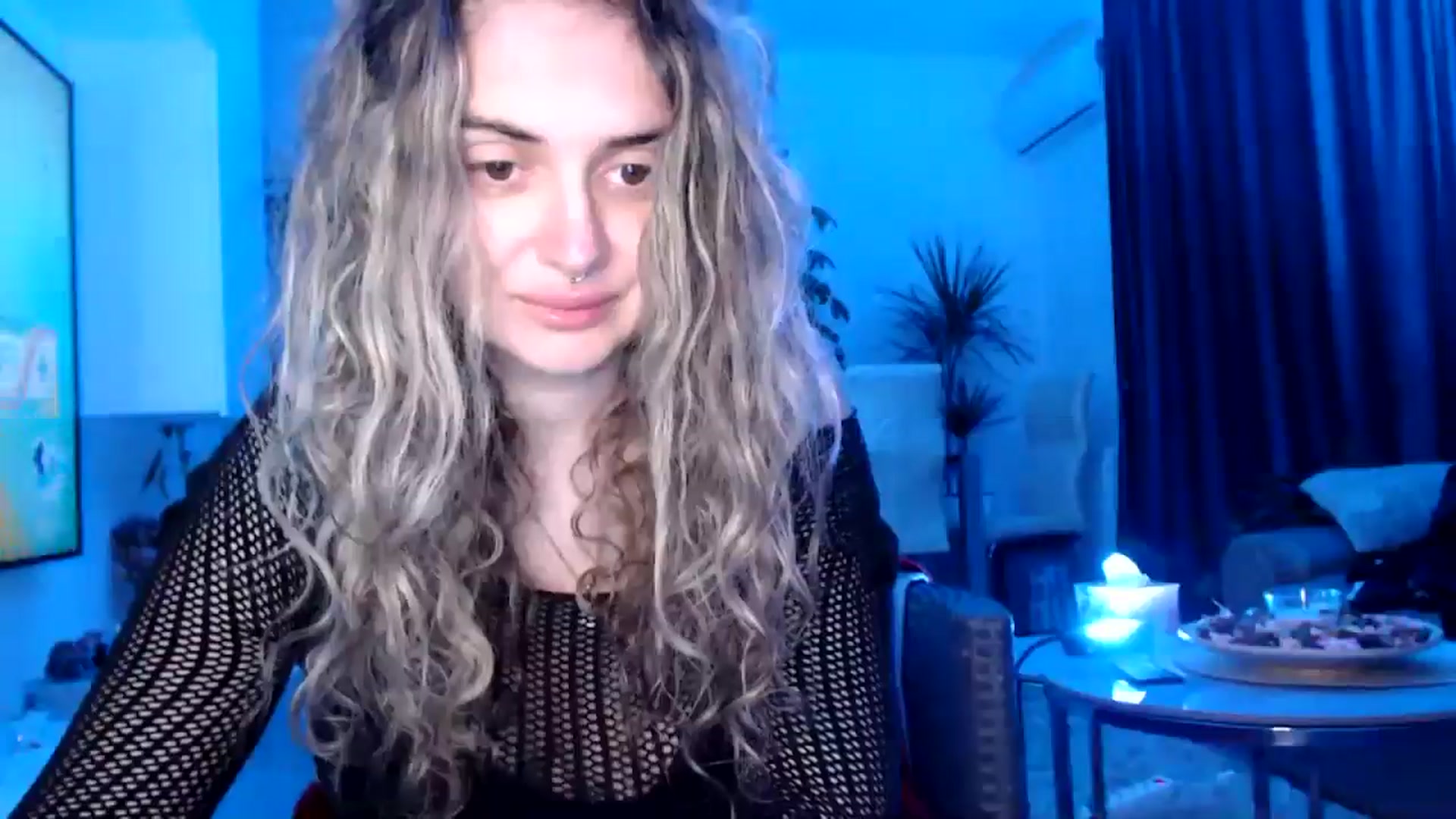 Gallery image thumbnail from MissDivinna's myfreecams stream on, 05/11/2025, 22:01 image 14 of 20