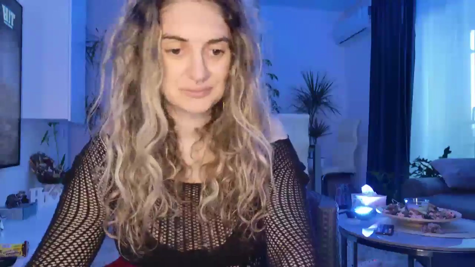 Gallery image thumbnail from MissDivinna's myfreecams stream on, 05/13/2025, 17:34 image 17 of 20