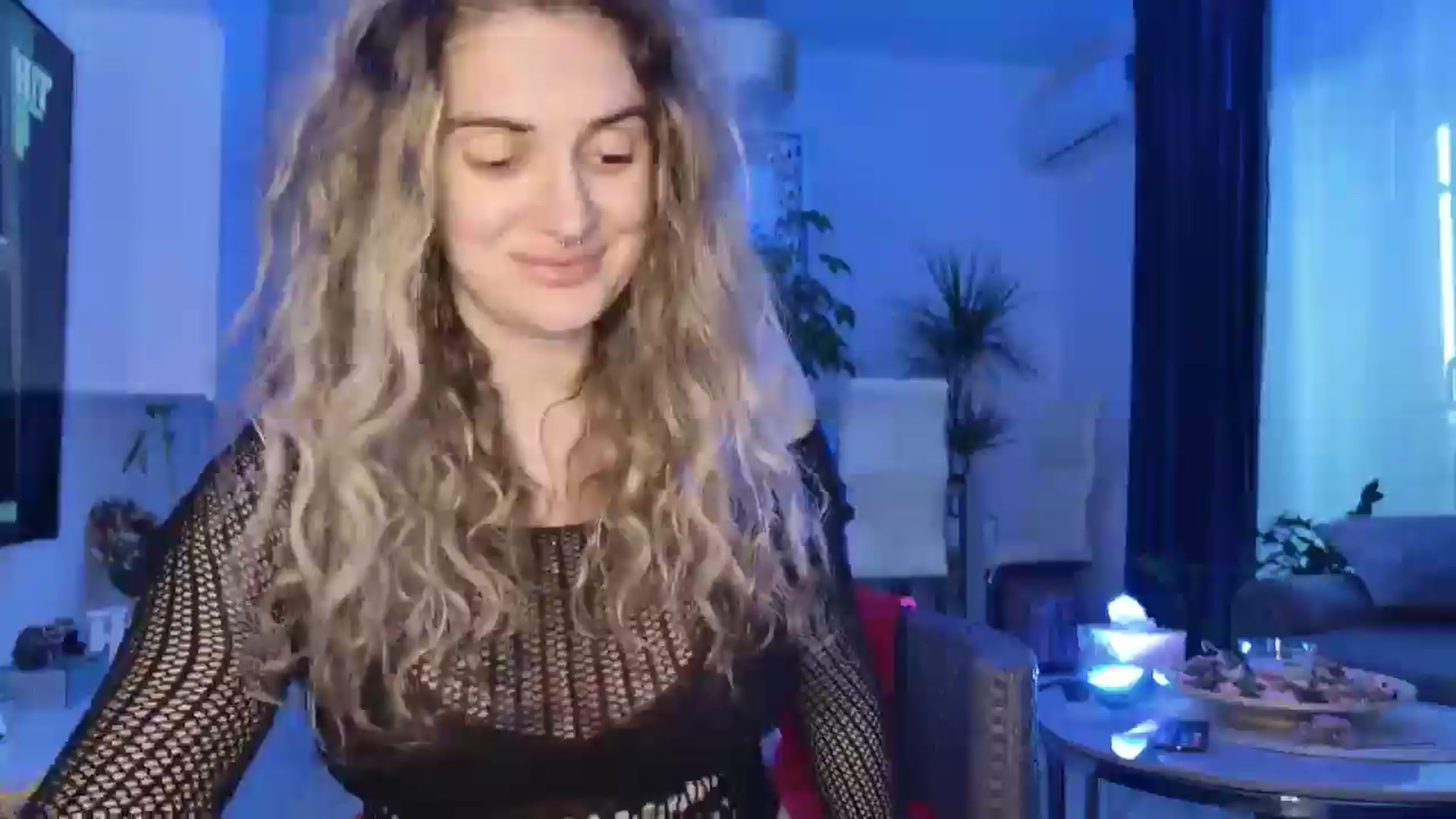 Gallery image thumbnail from MissDivinna's myfreecams stream on, 05/13/2025, 17:34 image 18 of 20