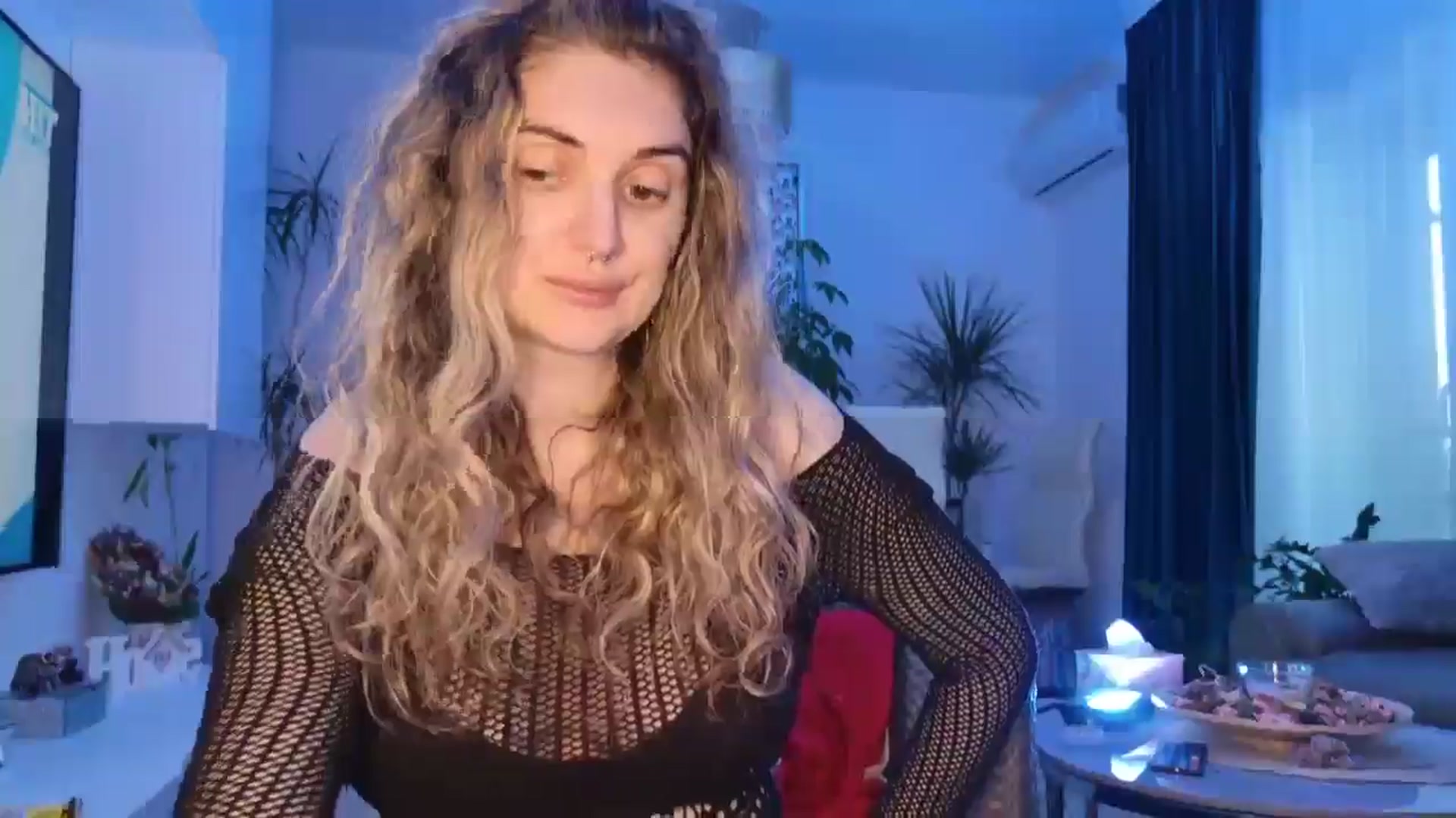 Gallery image thumbnail from MissDivinna's myfreecams stream on, 05/13/2025, 17:34 image 19 of 20