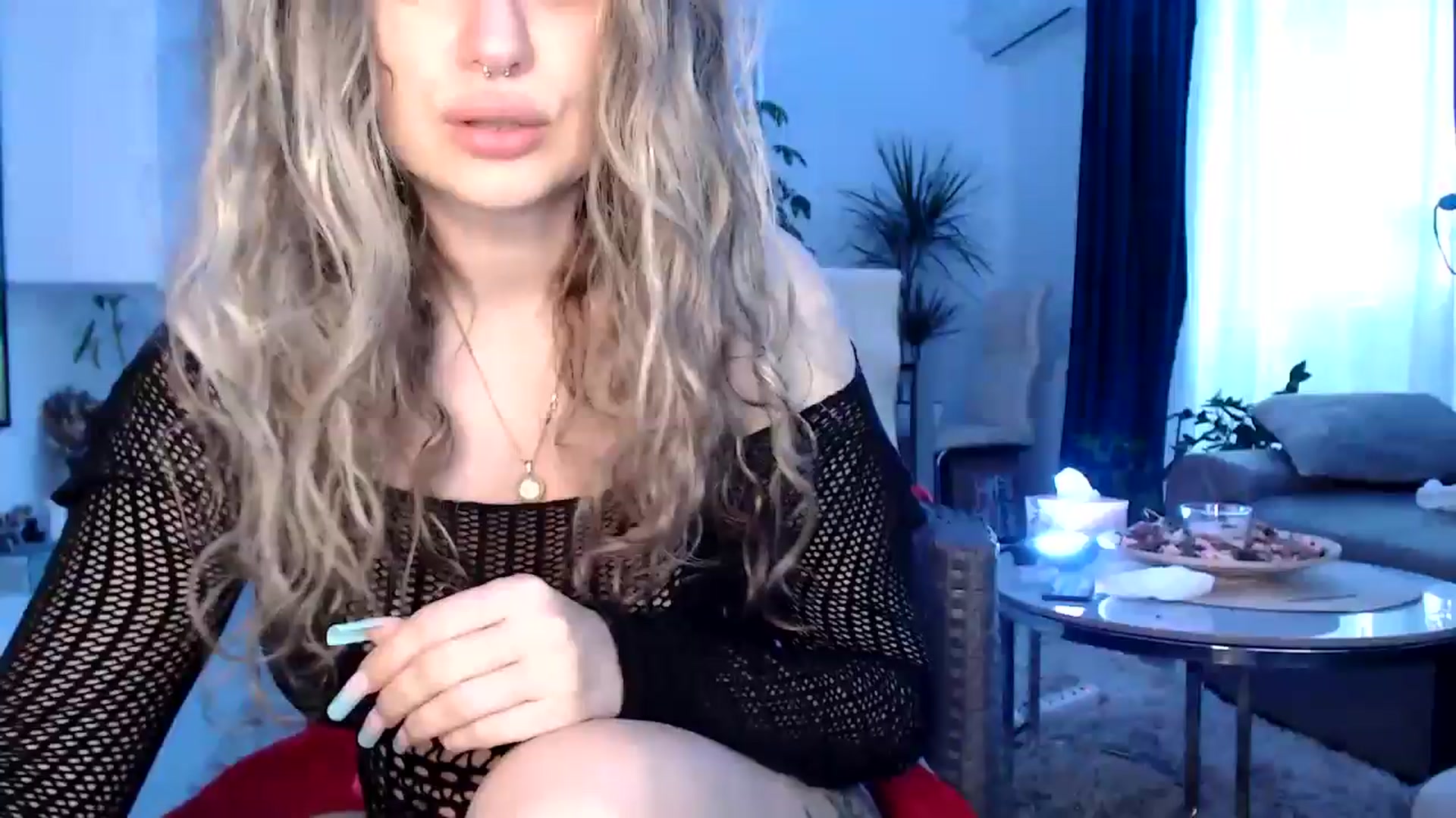 Gallery image thumbnail from MissDivinna's myfreecams stream on, 05/14/2025, 16:53 image 15 of 20