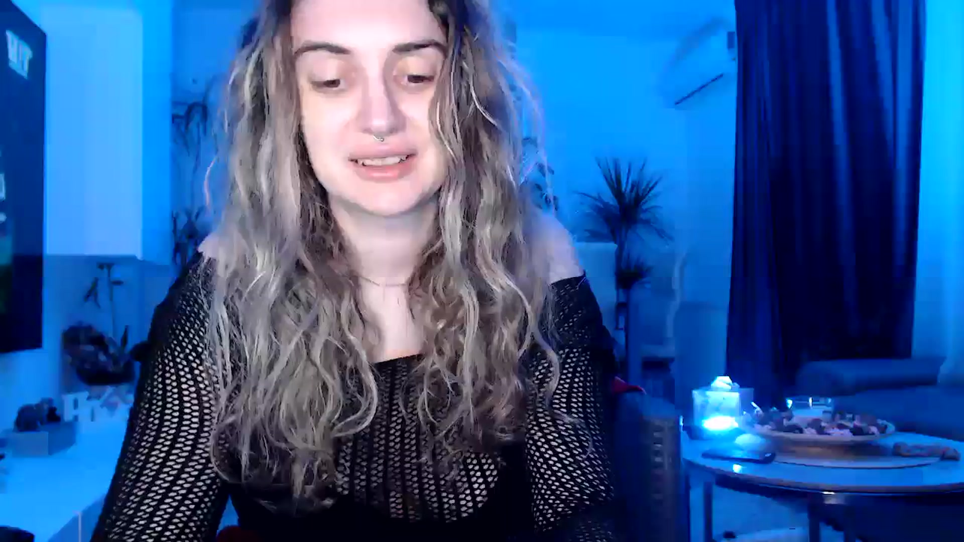 Gallery image thumbnail from MissDivinna's myfreecams stream on, 05/17/2025, 24:29 image 5 of 20