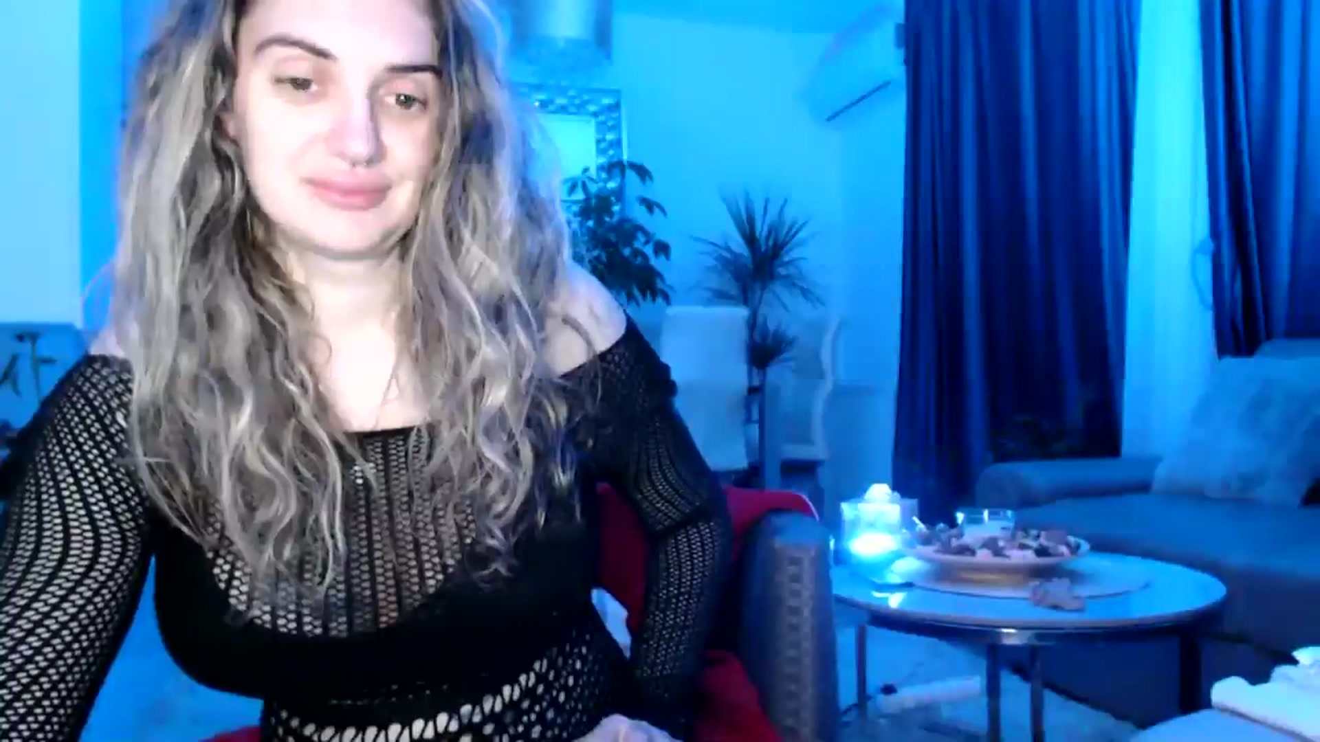 Gallery image thumbnail from MissDivinna's myfreecams stream on, 05/17/2025, 22:52 image 5 of 20