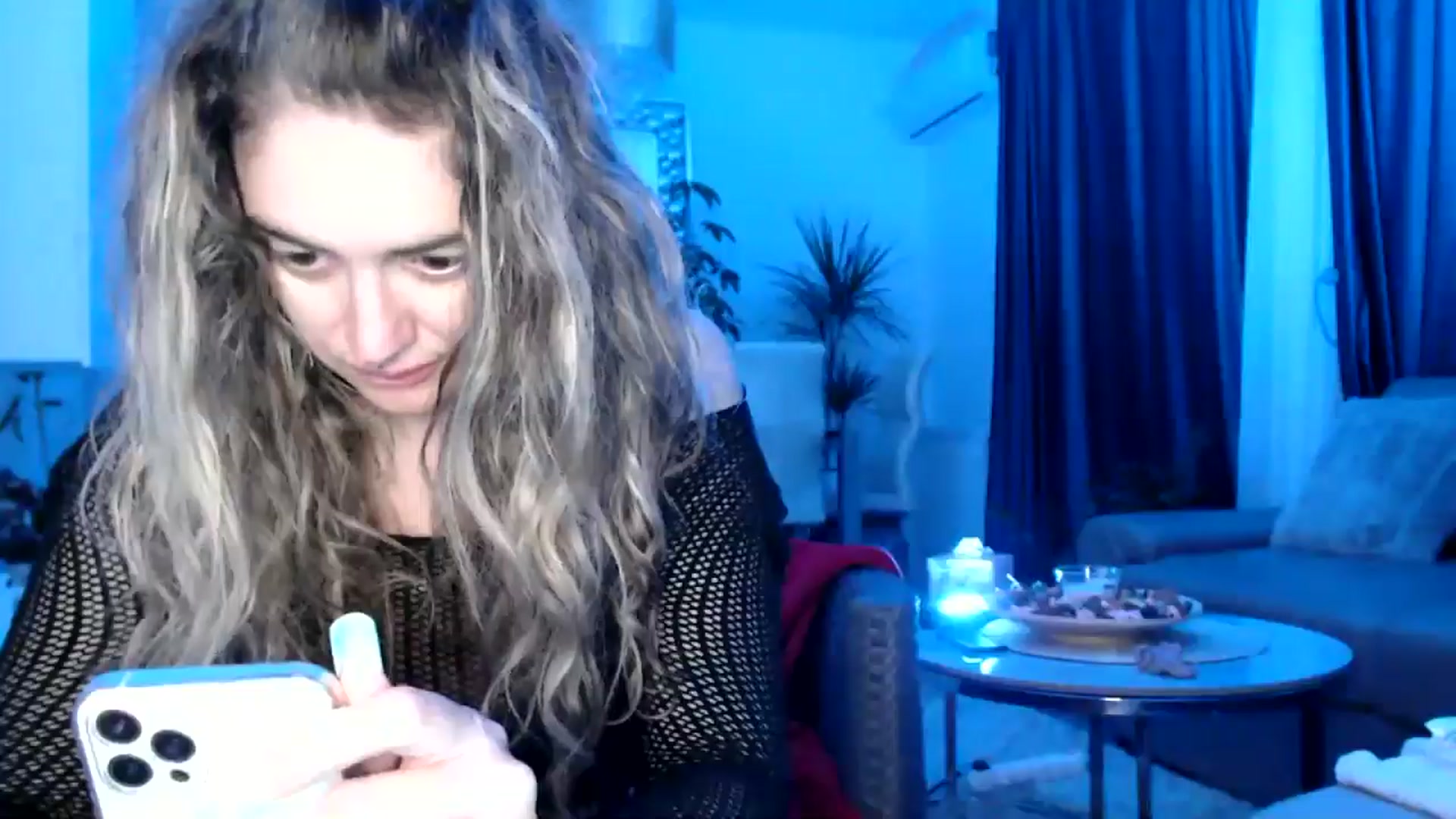 Gallery image thumbnail from MissDivinna's myfreecams stream on, 05/17/2025, 22:52 image 4 of 20