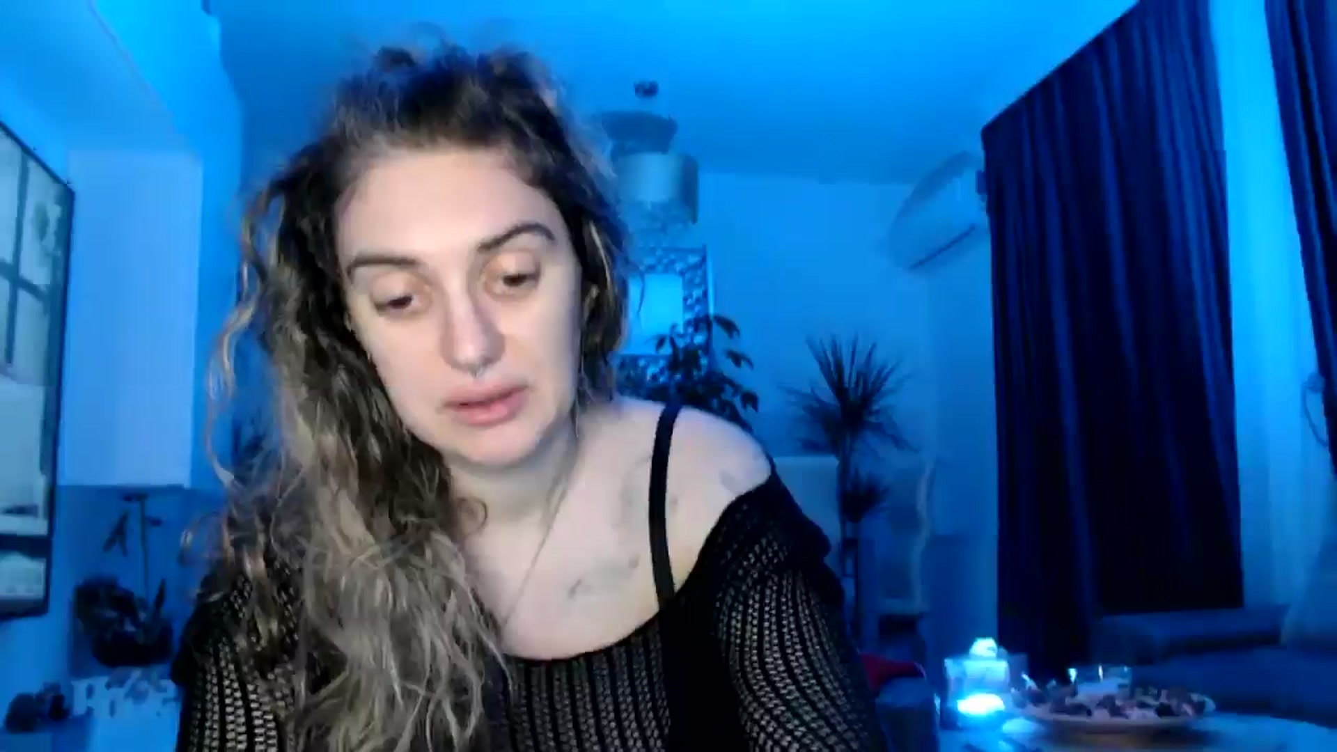 Gallery image thumbnail from MissDivinna's myfreecams stream on, 05/18/2025, 04:56 image 6 of 20