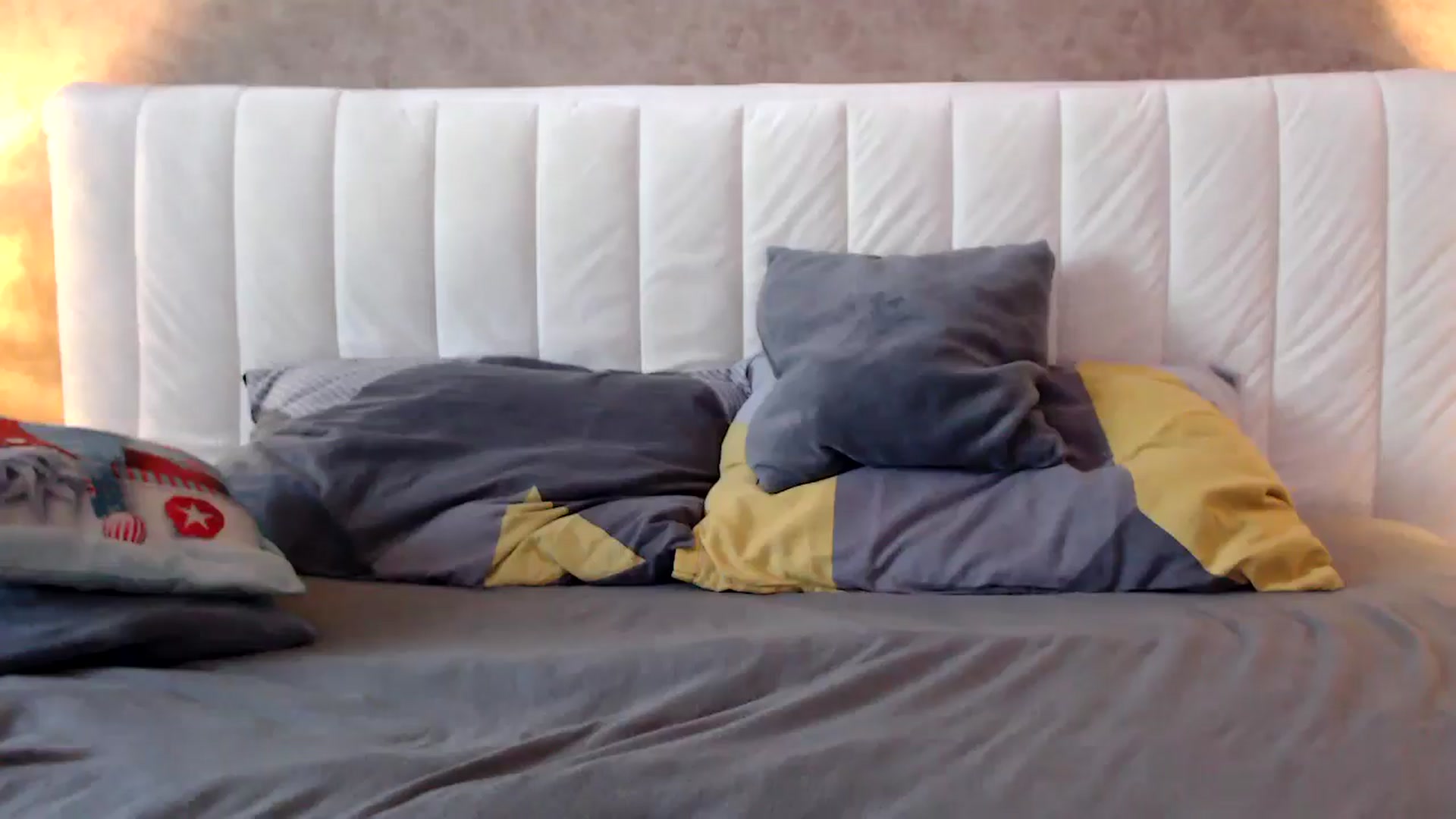 Gallery image thumbnail from MissDivinna's myfreecams stream on, 05/19/2025, 12:43 image 8 of 20