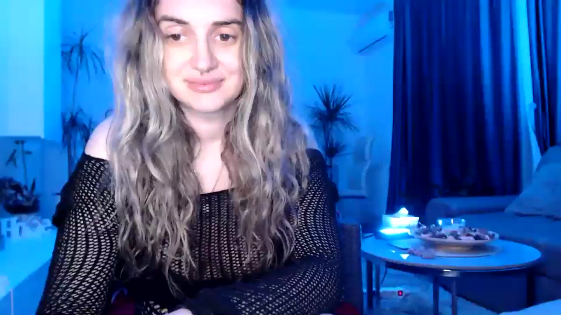 Gallery image thumbnail from MissDivinna's myfreecams stream on, 05/24/2025, 22:45 image 6 of 20