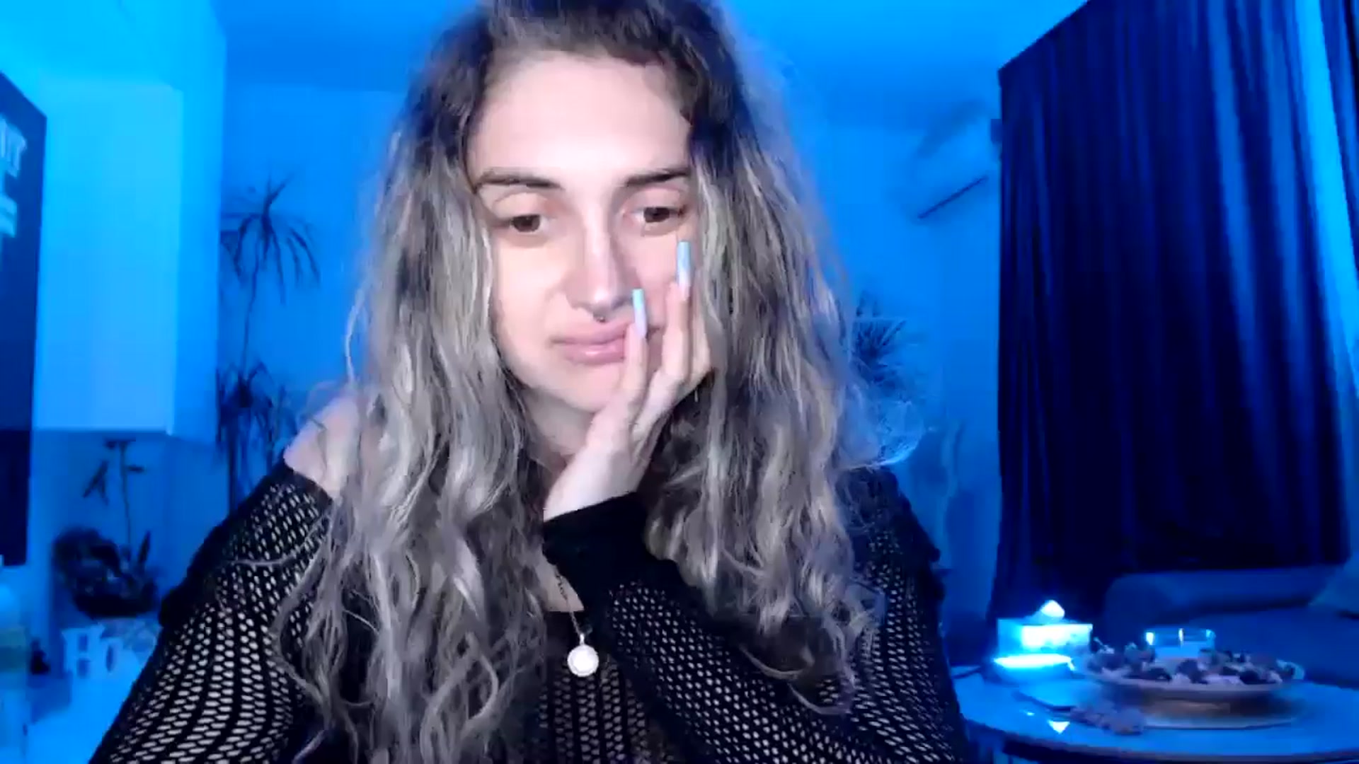 Gallery image thumbnail from MissDivinna's myfreecams stream on, 05/24/2025, 23:57 image 4 of 20
