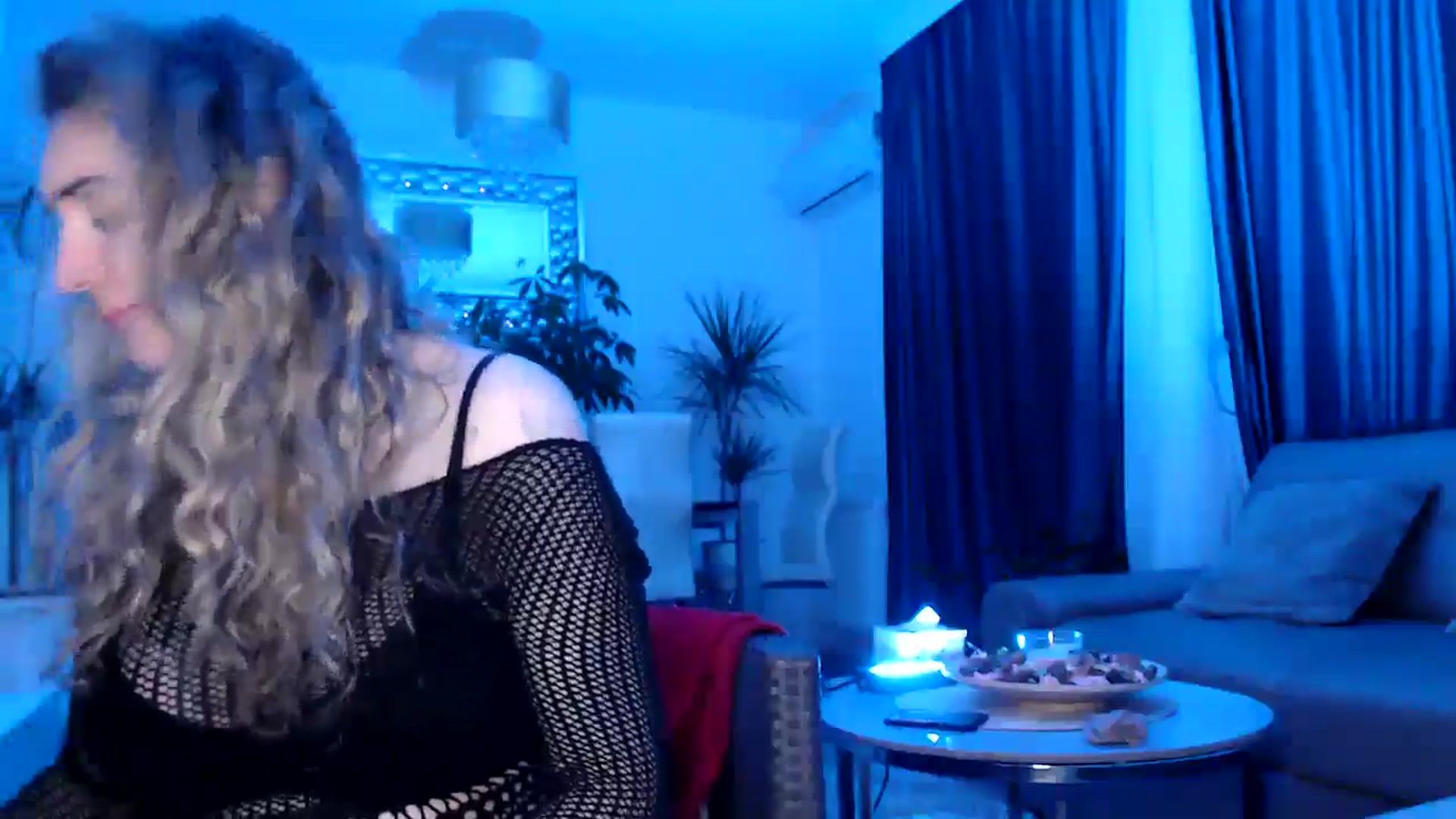 Gallery image thumbnail from MissDivinna's myfreecams stream on, 05/26/2025, 24:01 image 13 of 20