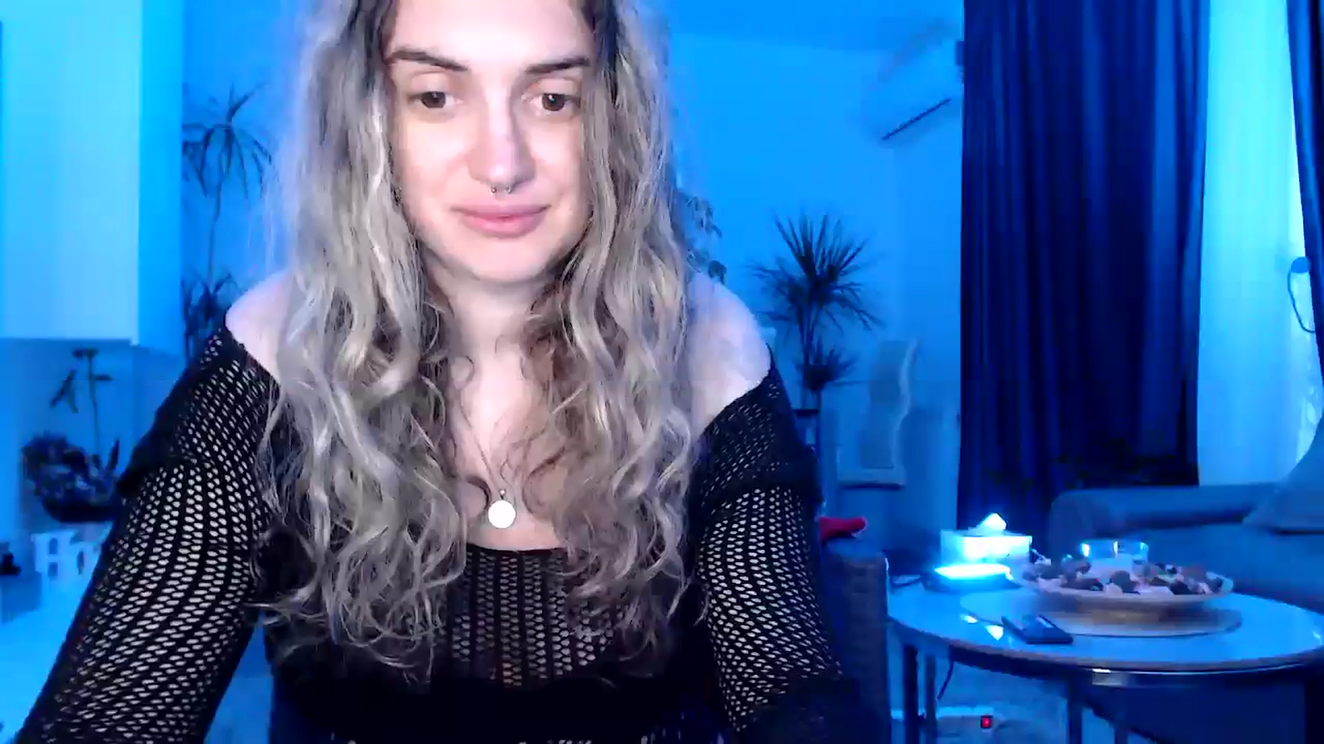 Gallery image thumbnail from MissDivinna's myfreecams stream on, 05/26/2025, 04:04 image 18 of 20