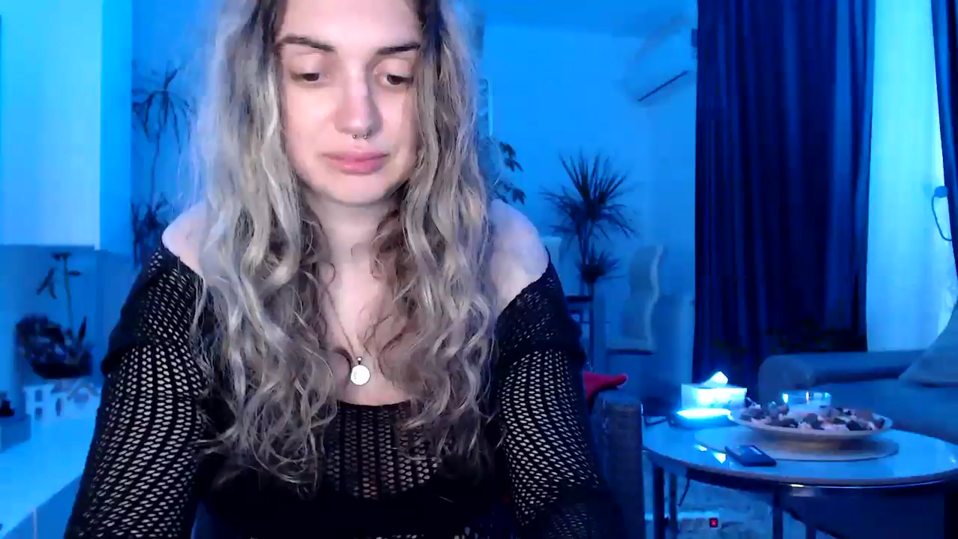 Gallery image thumbnail from MissDivinna's myfreecams stream on, 05/26/2025, 04:04 image 16 of 20