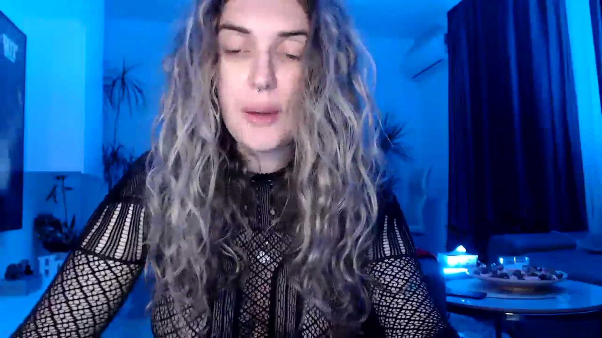 Gallery image thumbnail from MissDivinna's myfreecams stream on, 06/01/2025, 01:00 image 17 of 20
