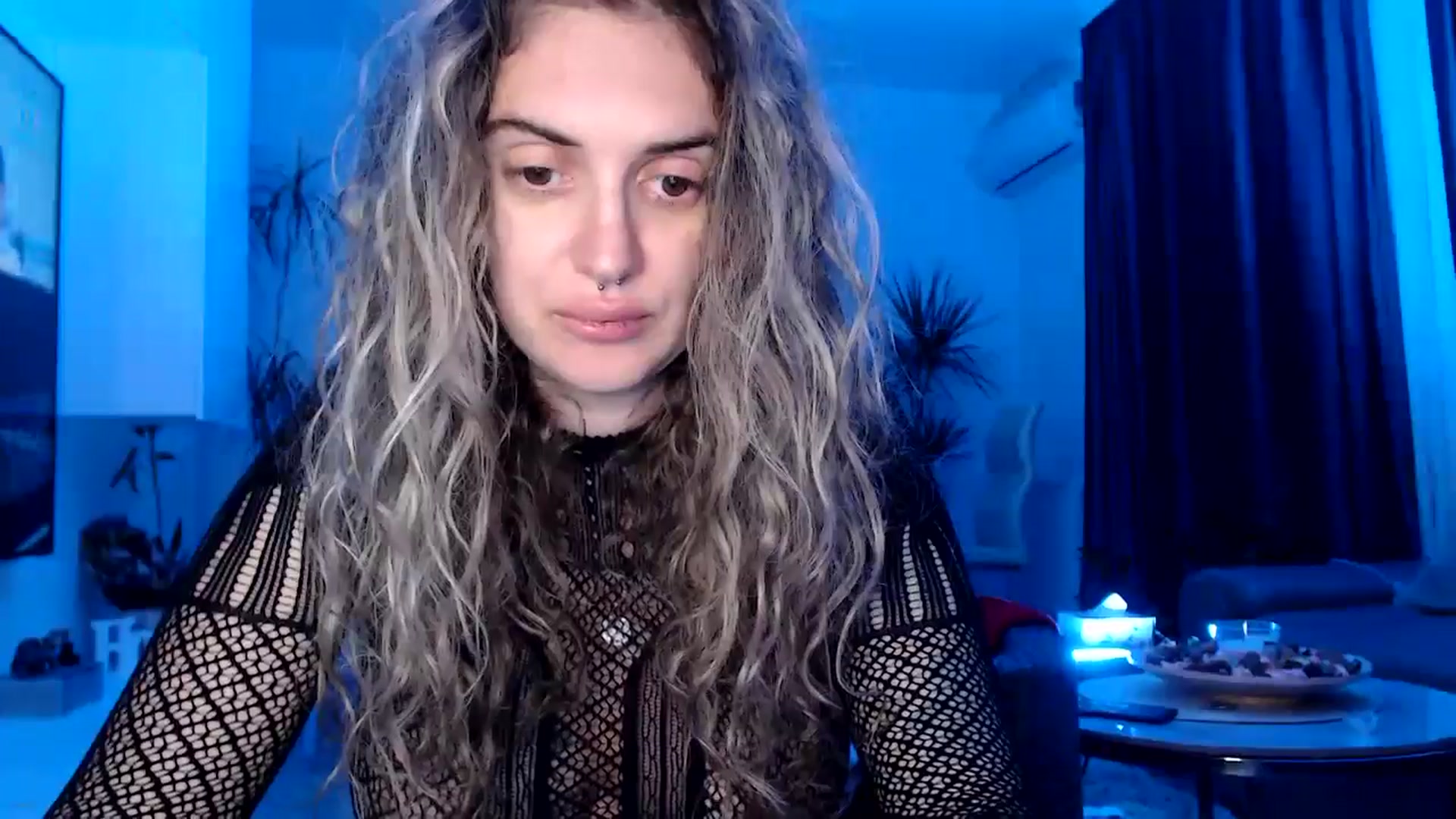 Gallery image thumbnail from MissDivinna's myfreecams stream on, 06/01/2025, 01:00 image 19 of 20