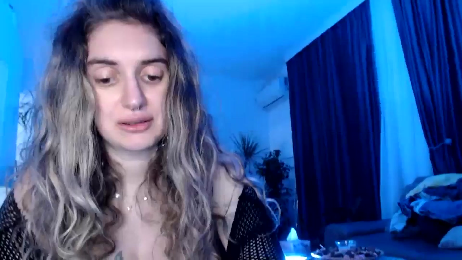 Gallery image thumbnail from MissDivinna's myfreecams stream on, 07/02/2025, 22:24 image 8 of 20