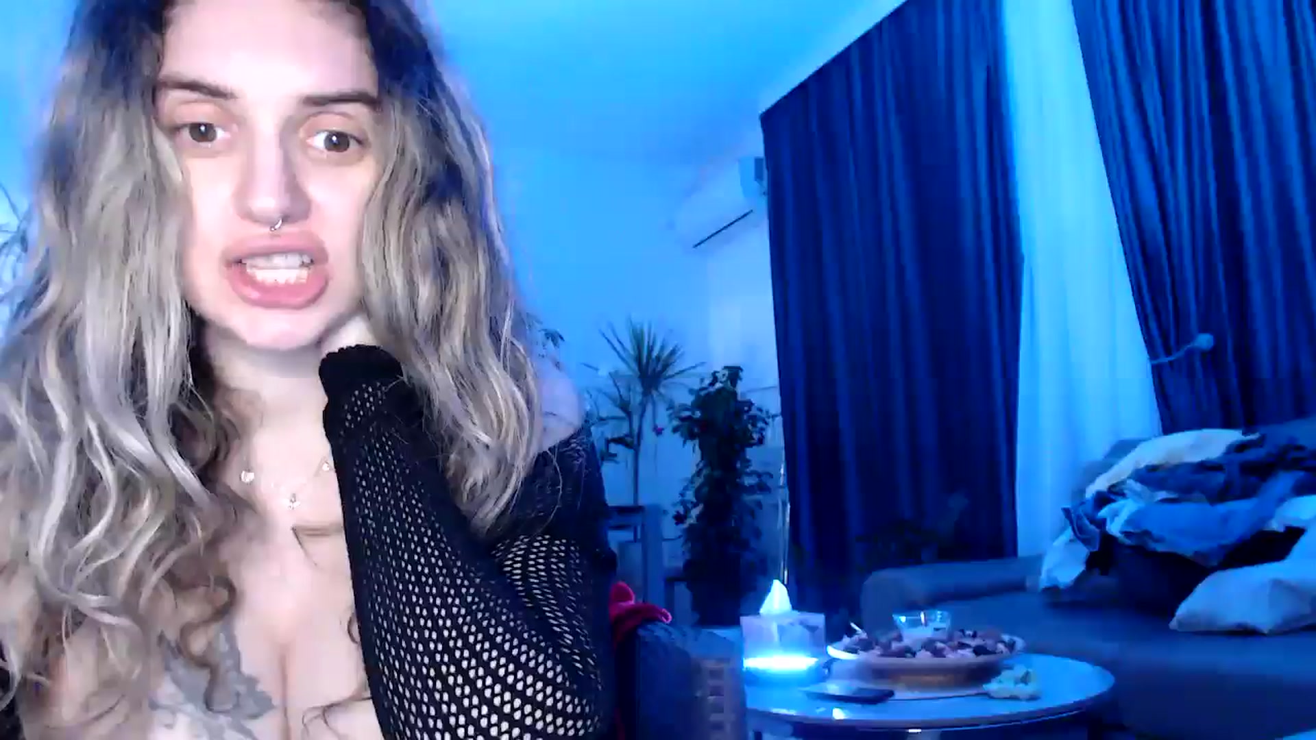 Gallery image thumbnail from MissDivinna's myfreecams stream on, 07/02/2025, 22:24 image 4 of 20