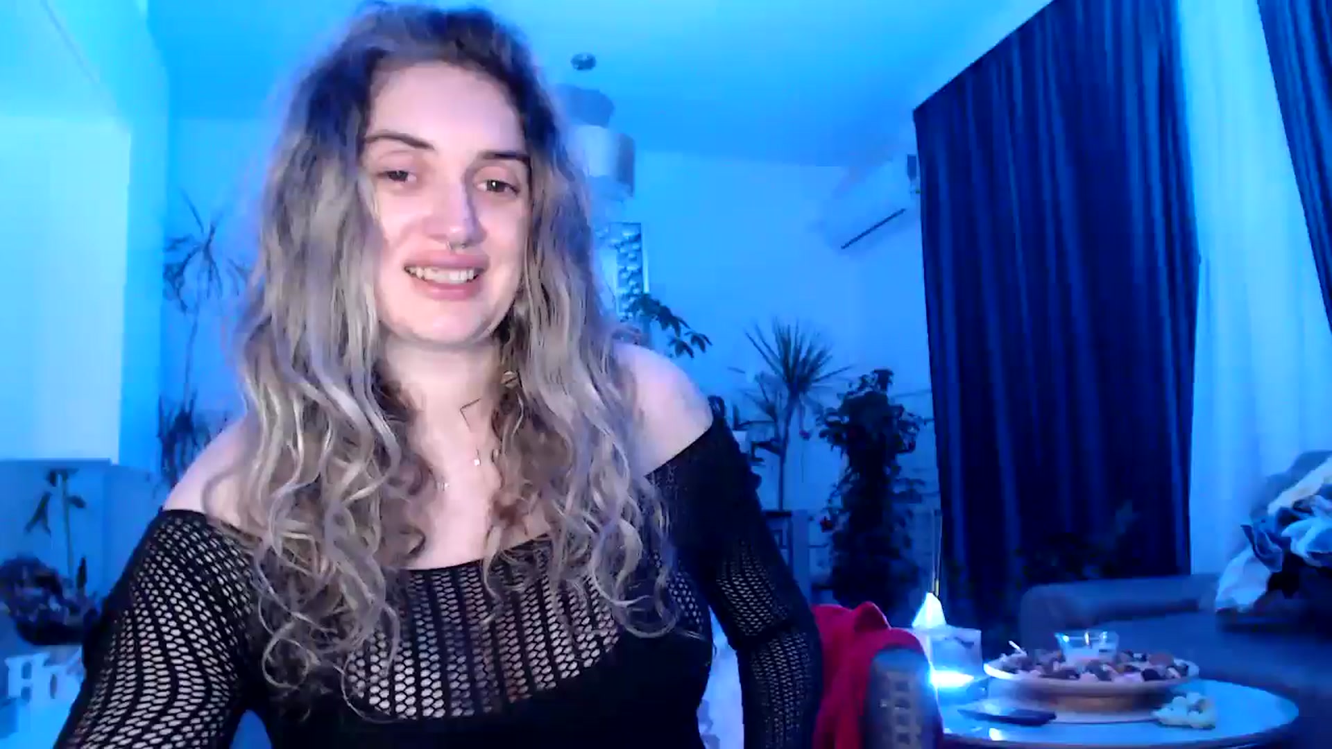 Gallery image thumbnail from MissDivinna's myfreecams stream on, 07/03/2025, 24:00 image 13 of 20