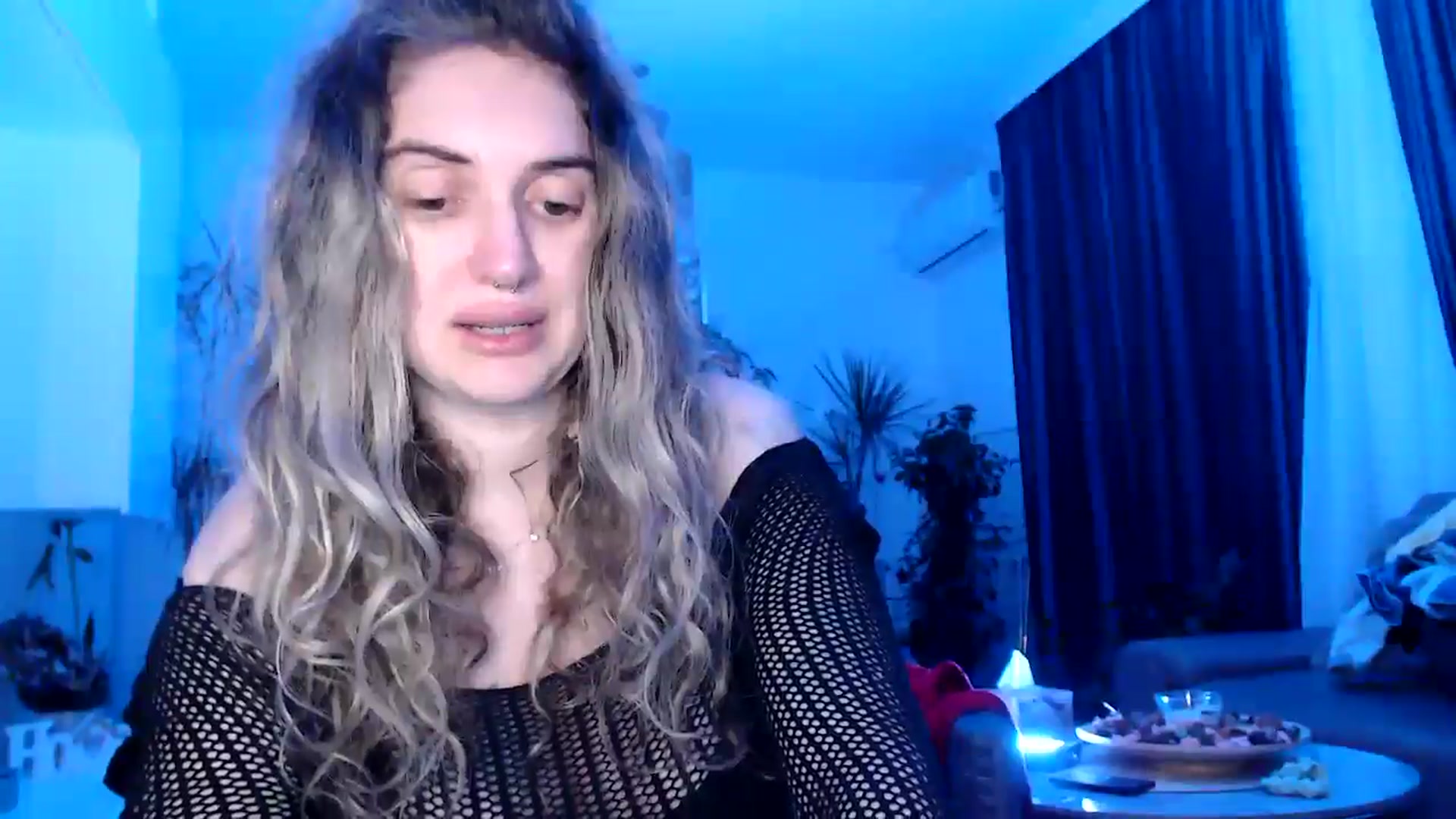 Gallery image thumbnail from MissDivinna's myfreecams stream on, 07/03/2025, 24:00 image 16 of 20