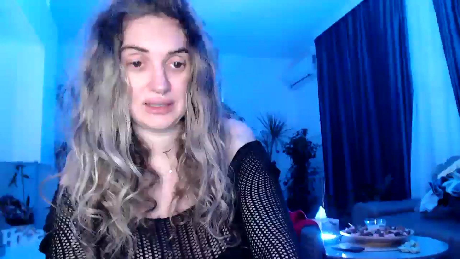 Gallery image thumbnail from MissDivinna's myfreecams stream on, 07/03/2025, 24:00 image 17 of 20