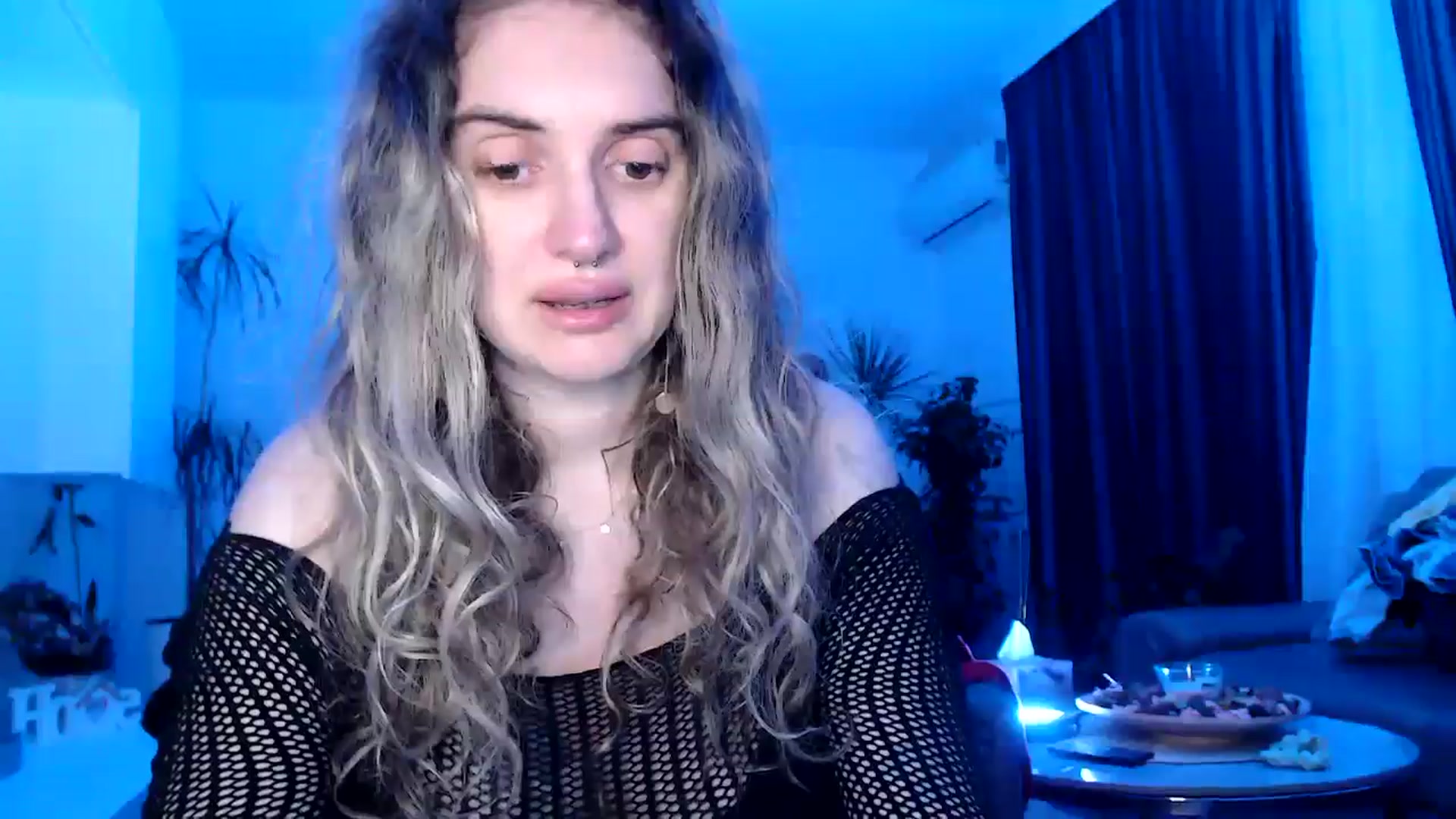 Gallery image thumbnail from MissDivinna's myfreecams stream on, 07/03/2025, 24:00 image 10 of 20