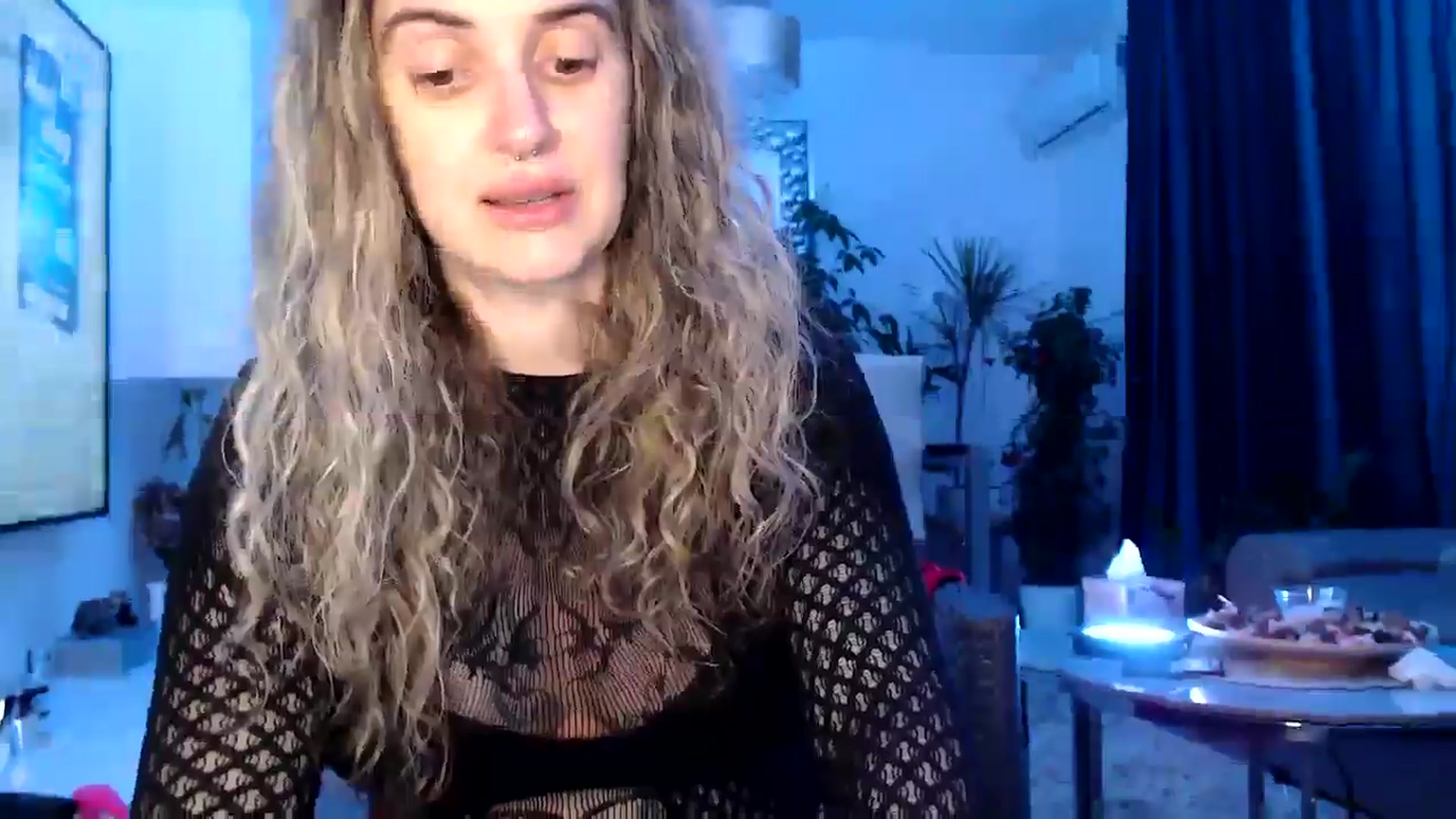 Gallery image thumbnail from MissDivinna's myfreecams stream on, 07/04/2025, 24:03 image 4 of 20