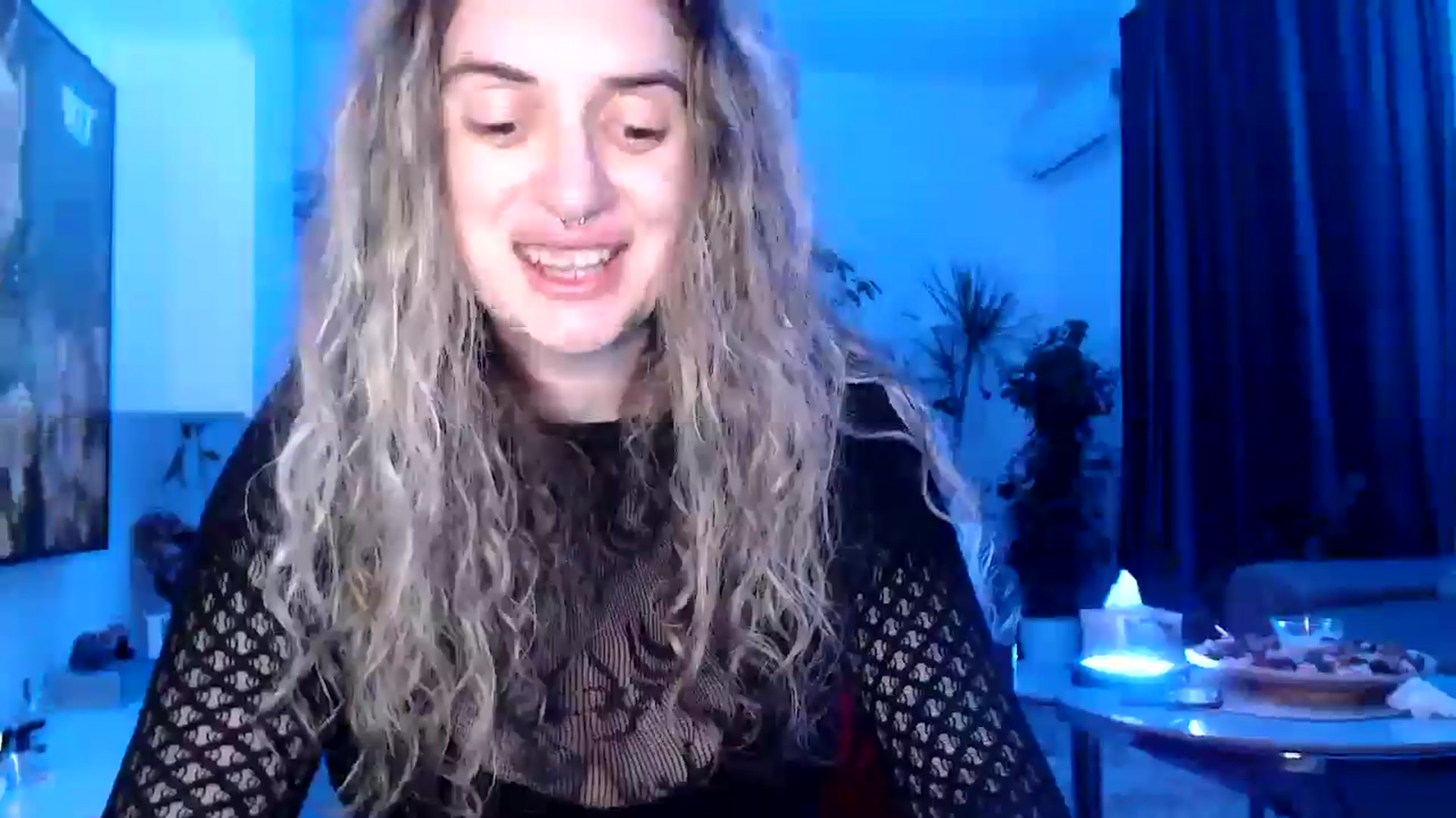 Gallery image thumbnail from MissDivinna's myfreecams stream on, 07/04/2025, 24:03 image 8 of 20