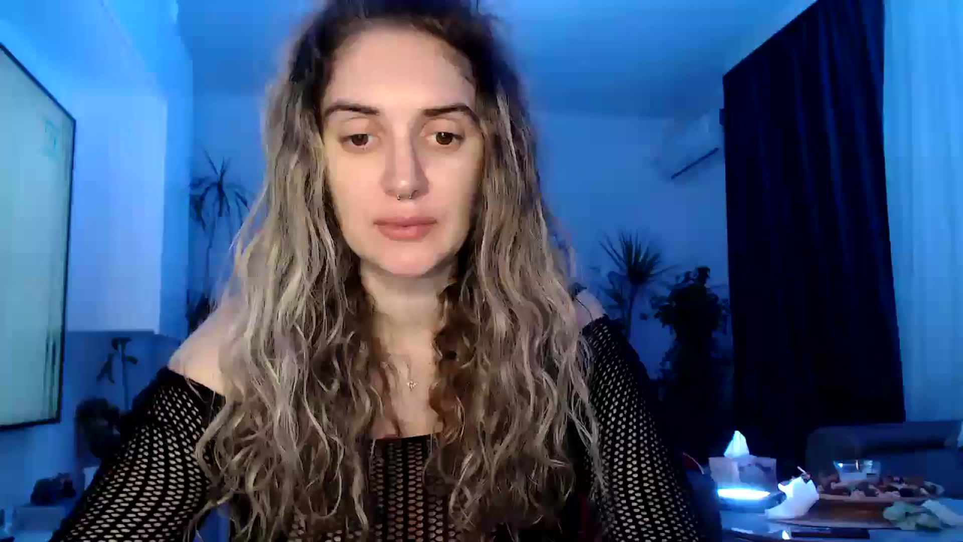 Gallery image thumbnail from MissDivinna's myfreecams stream on, 07/04/2025, 20:12 image 1 of 20