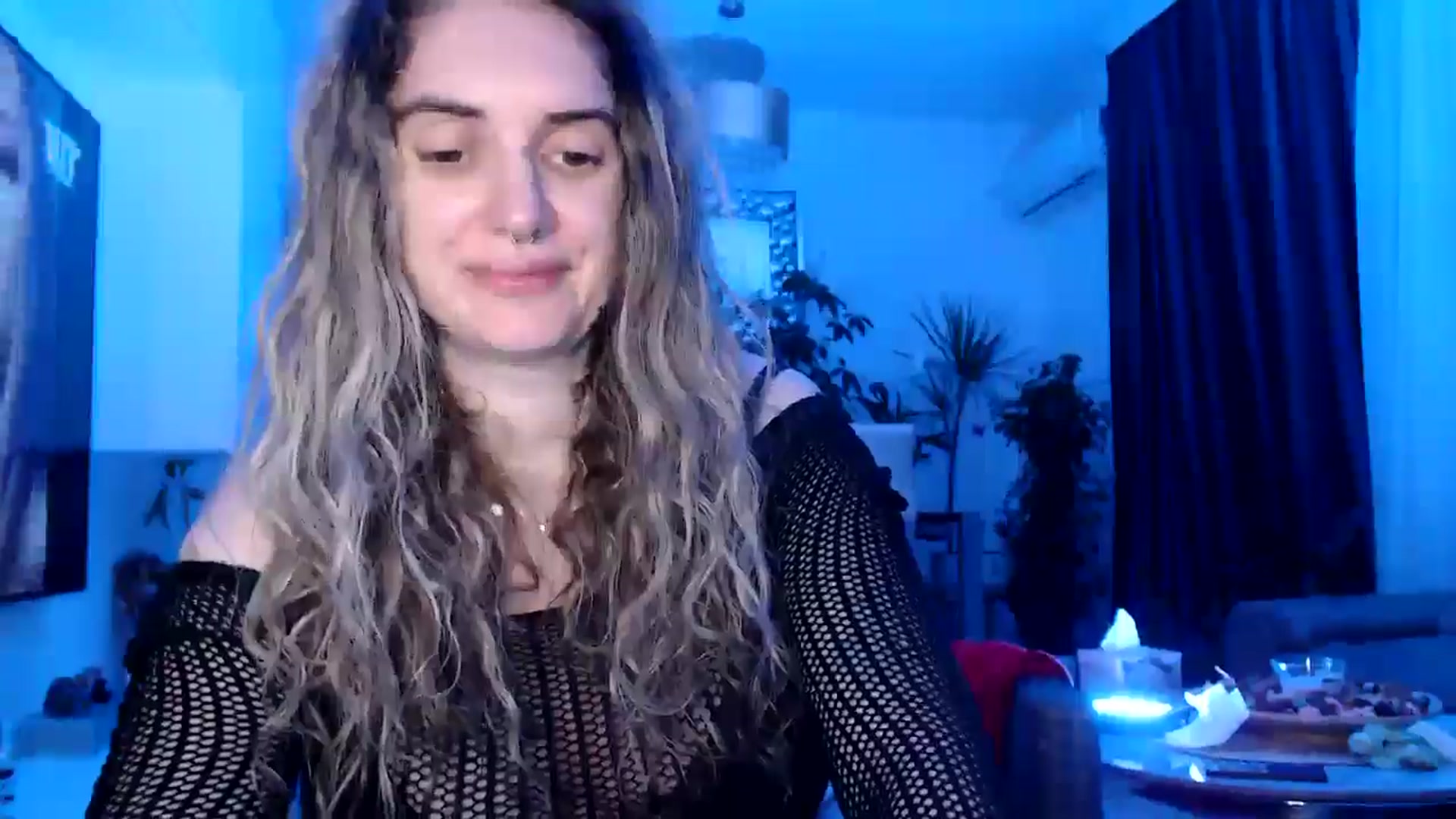 Gallery image thumbnail from MissDivinna's myfreecams stream on, 07/04/2025, 20:12 image 9 of 20