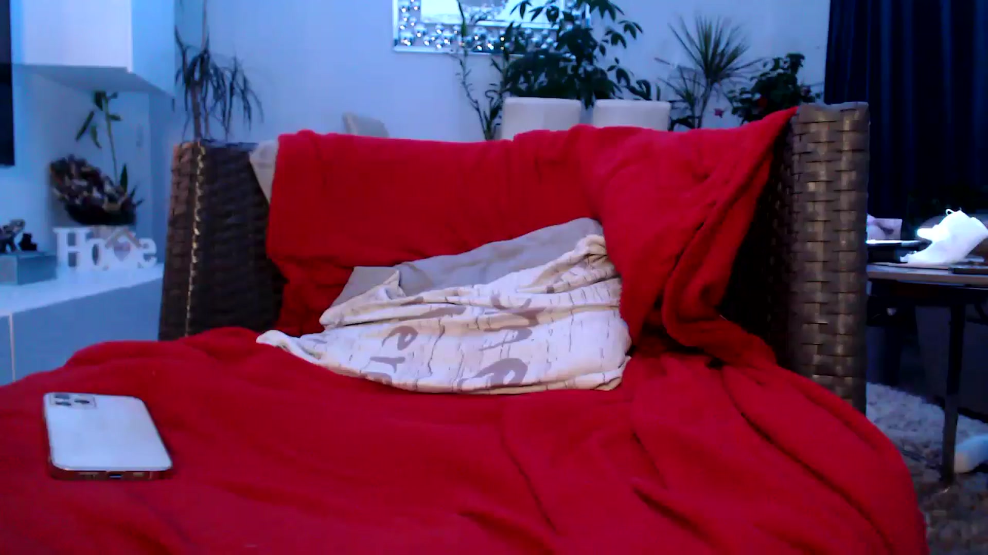 Gallery image thumbnail from MissDivinna's myfreecams stream on, 07/04/2025, 21:27 image 3 of 20