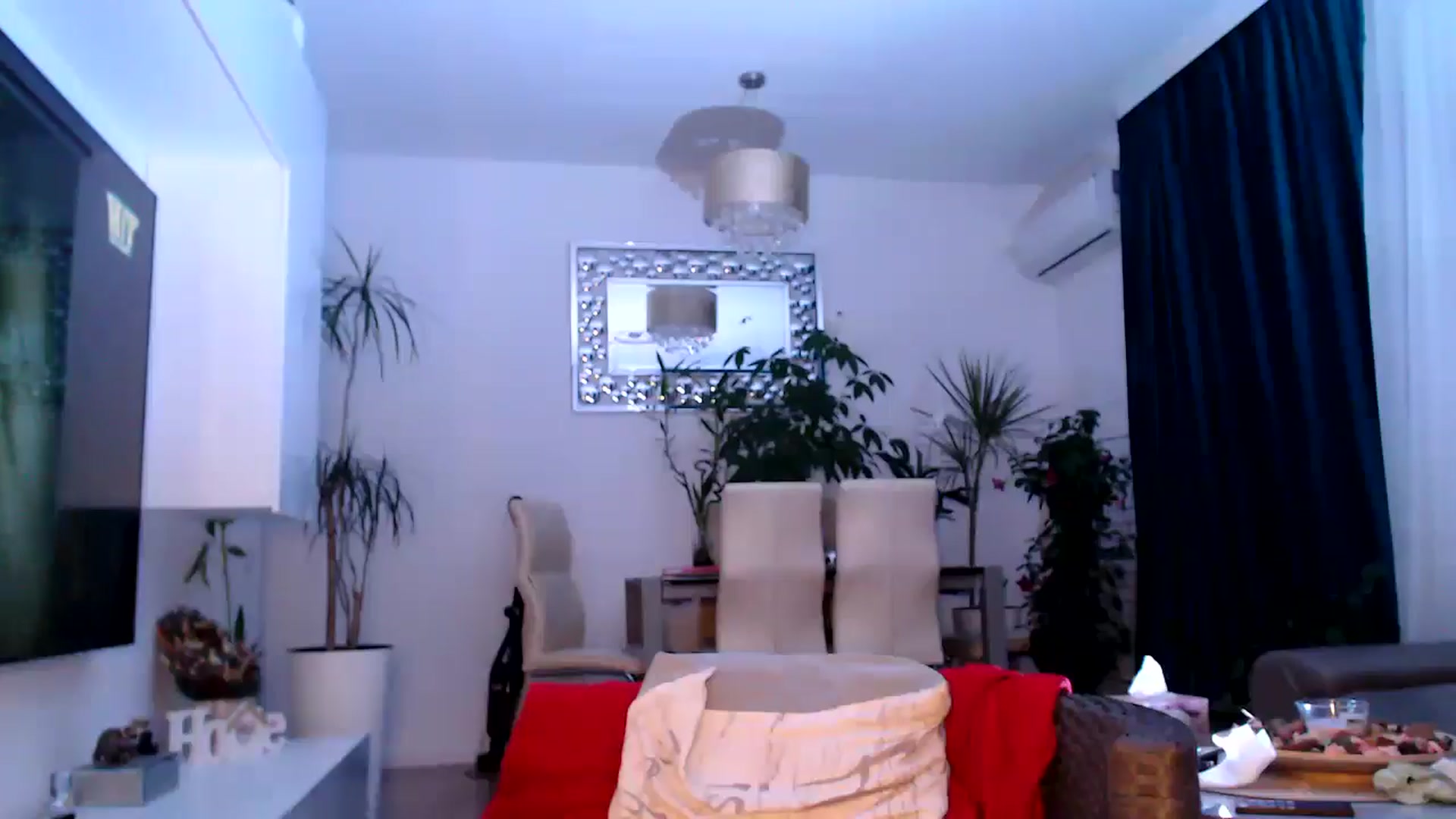 Gallery image thumbnail from MissDivinna's myfreecams stream on, 07/04/2025, 23:30 image 2 of 20